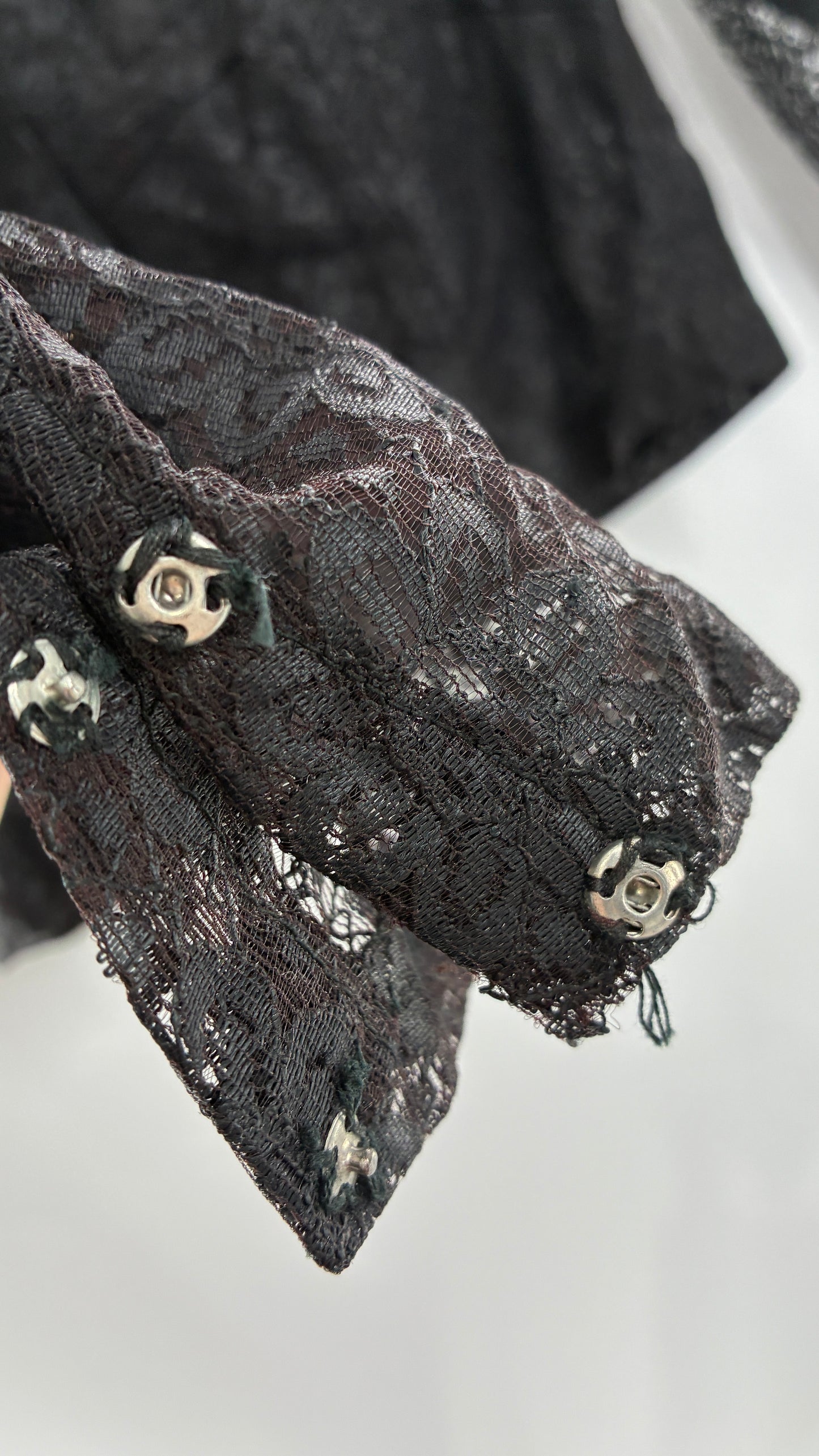 Vintage 1950s Ladies Own Black Lace Cropped Long Sleeve with Bust Stitching (Small)