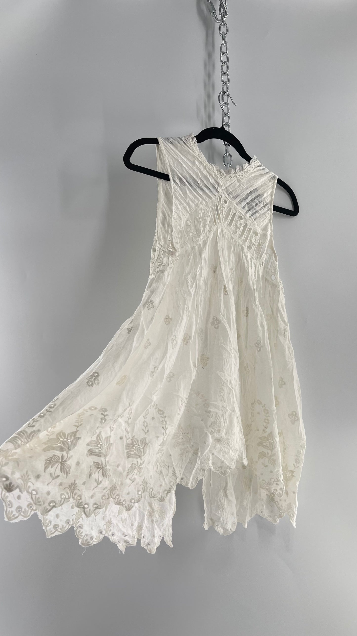 Free People White Cotton Eyelet Embroidered Lace Tank with Pleating, Buttoned and Slit Back (Small)