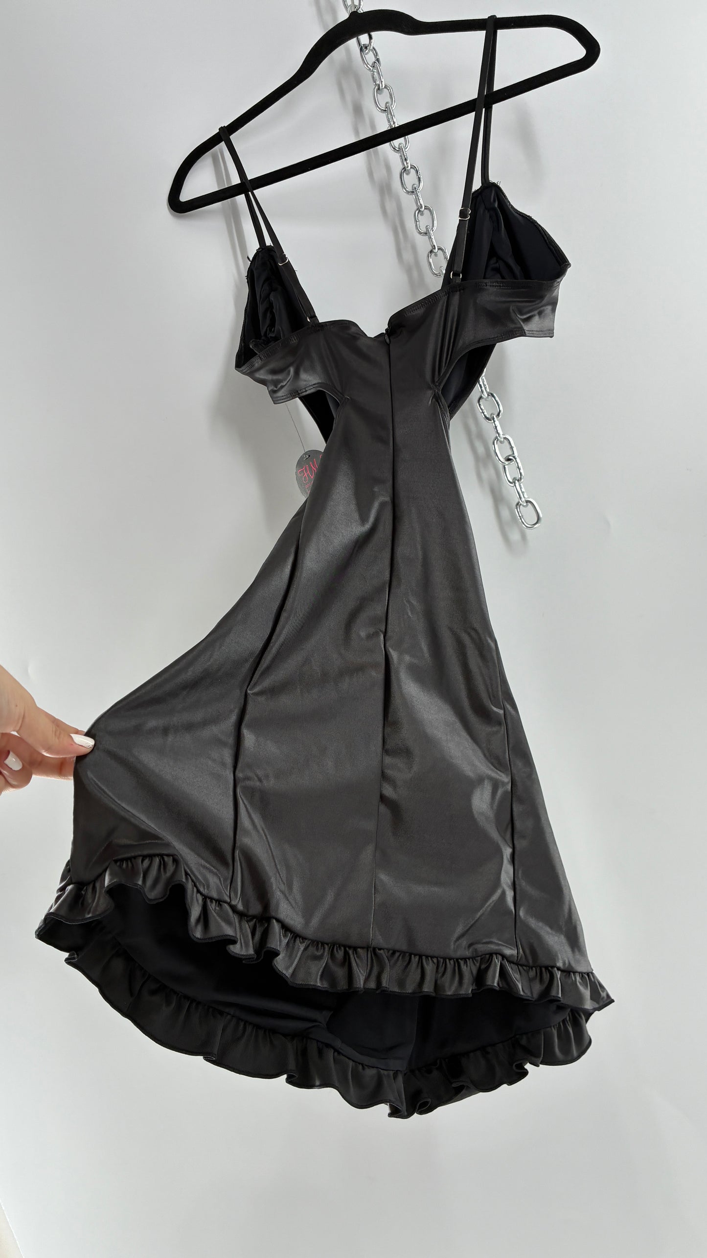 Deadstock Vintage HOT MIAMI STYLES Black Mini Dress with Ruffled Hem, Cut Out Design, and Ruched Body (Large)