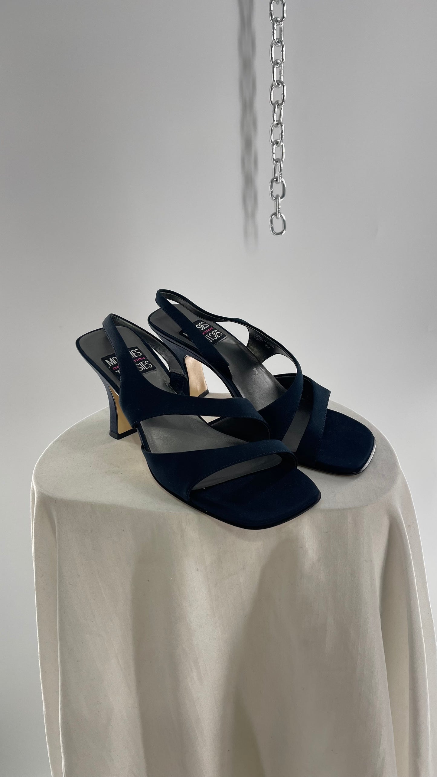 Vintage 1990s Mootsies Tootsies Strappy Satin Square Toe Kitten Heel (8)