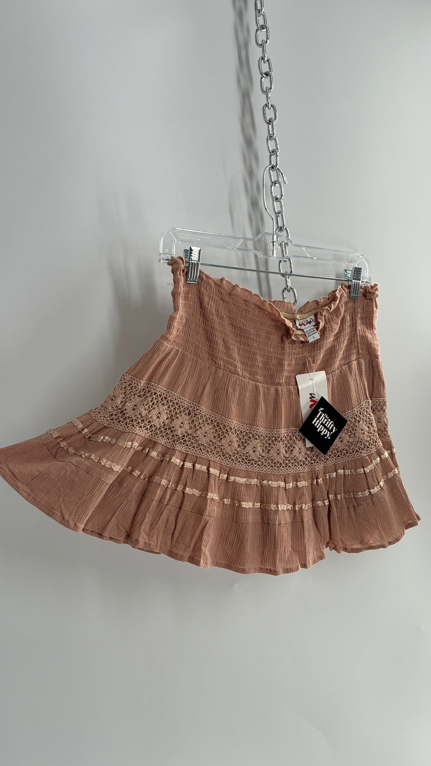 Vintage URthe1 Tan Satin Ribbon and Crochet Lace Mini Skirt (Large)