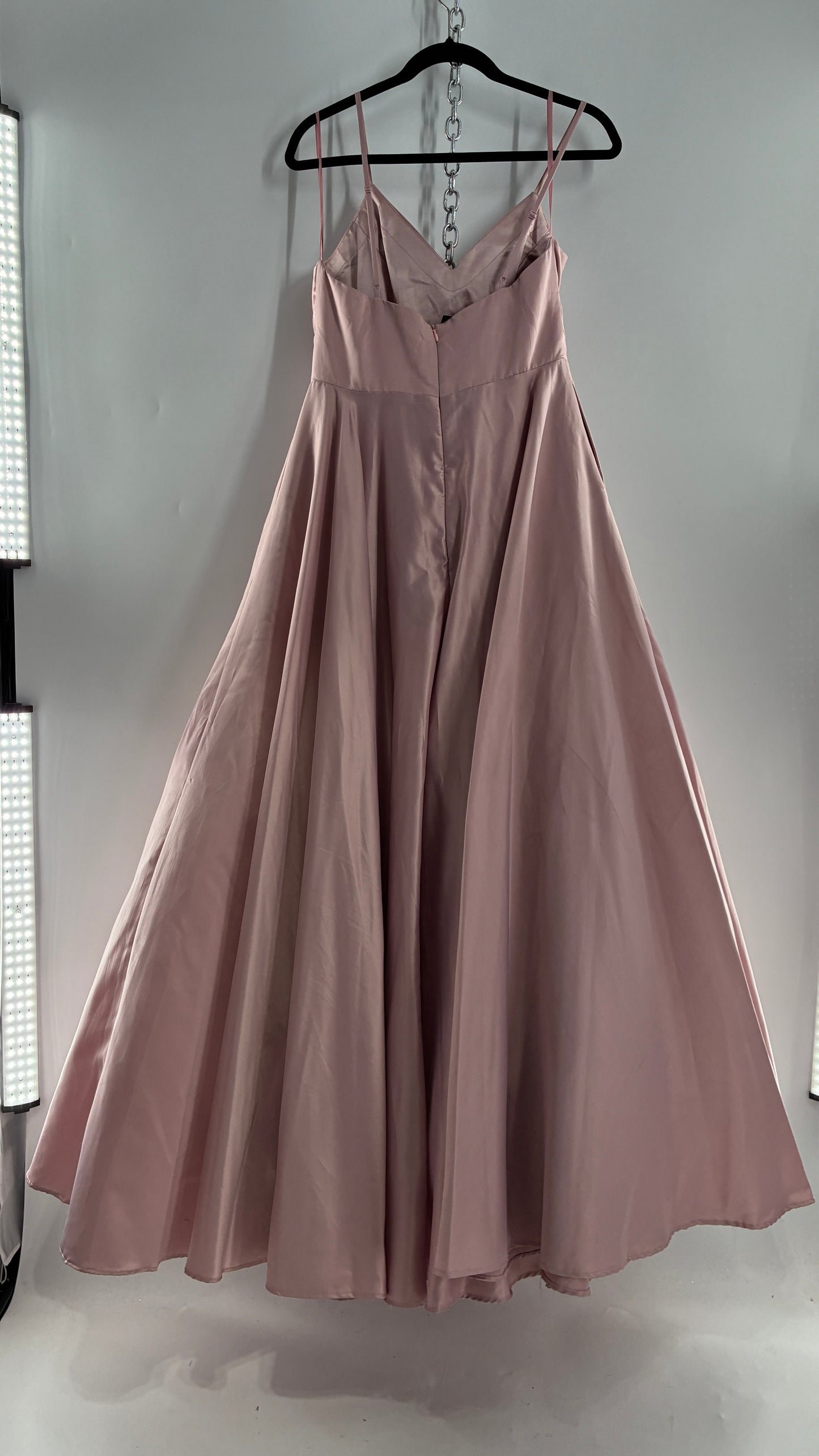 Vintage DANCING QUEEN Dusty Pink Voluminous Ballgown with Multiple Layers of Tulle (XL)
