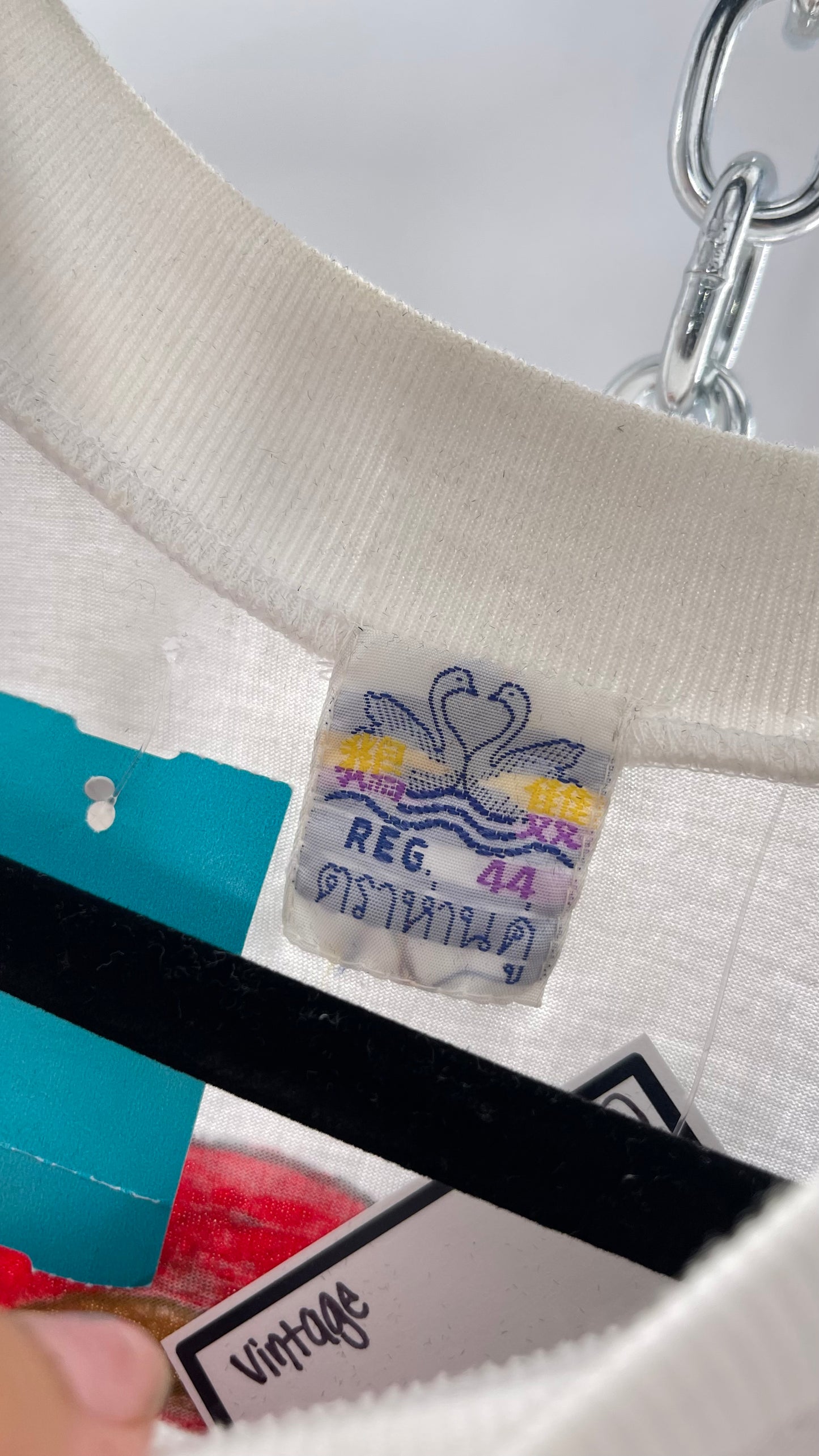 Vintage MANASLIP Hand Painted Swirls 80s T (C)(44)