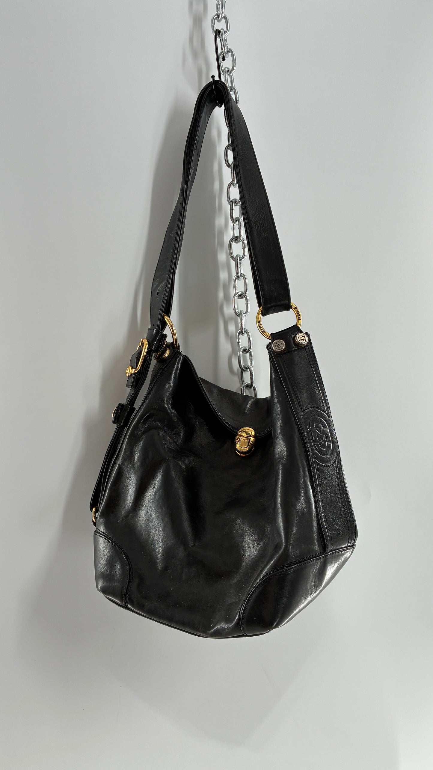 Vintage MARINO ORLANDI Black Leather Purse Made in Italy with Gold Embossed Hardware