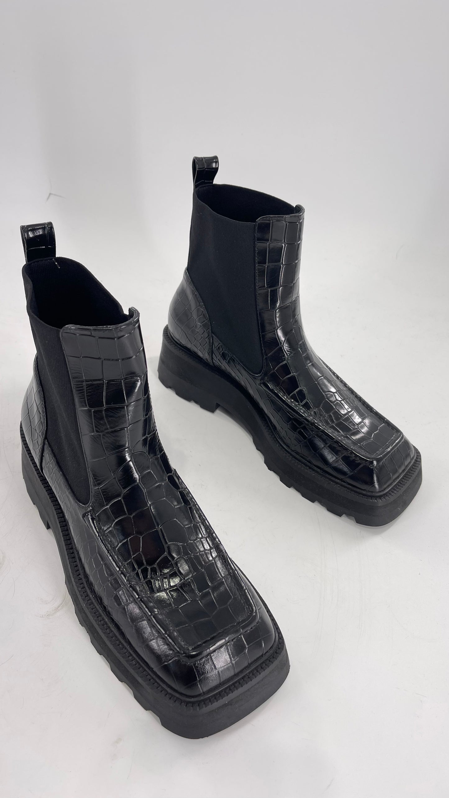 INTENTIONALLY Black Patent Crocodile Embossed Extreme Square Toe Boots (10)