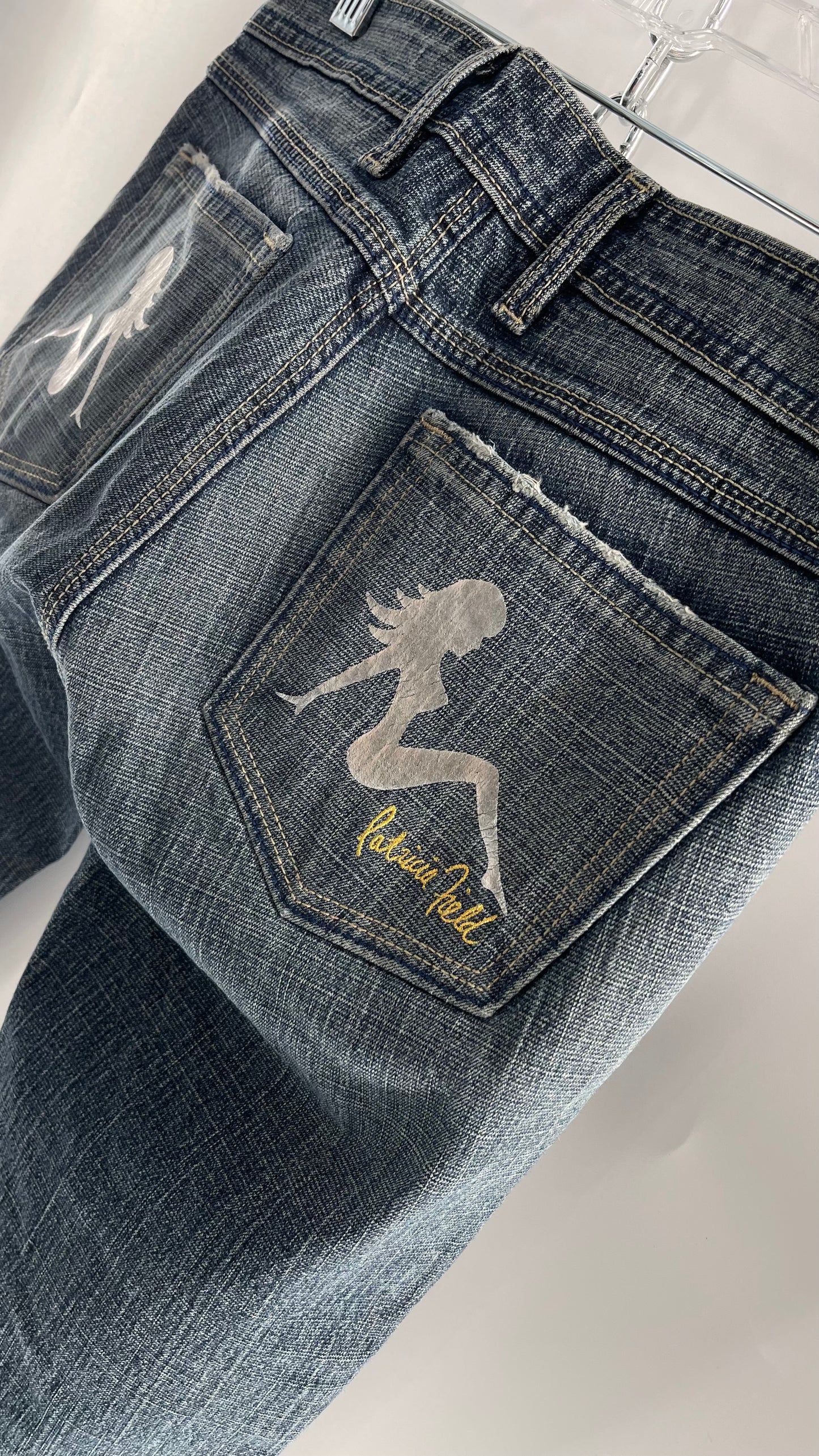 Vintage Smart AS JEANS Light Wash with Silver Metallic Female Posing Silhouette and Paulina Field Embroidery (28)
