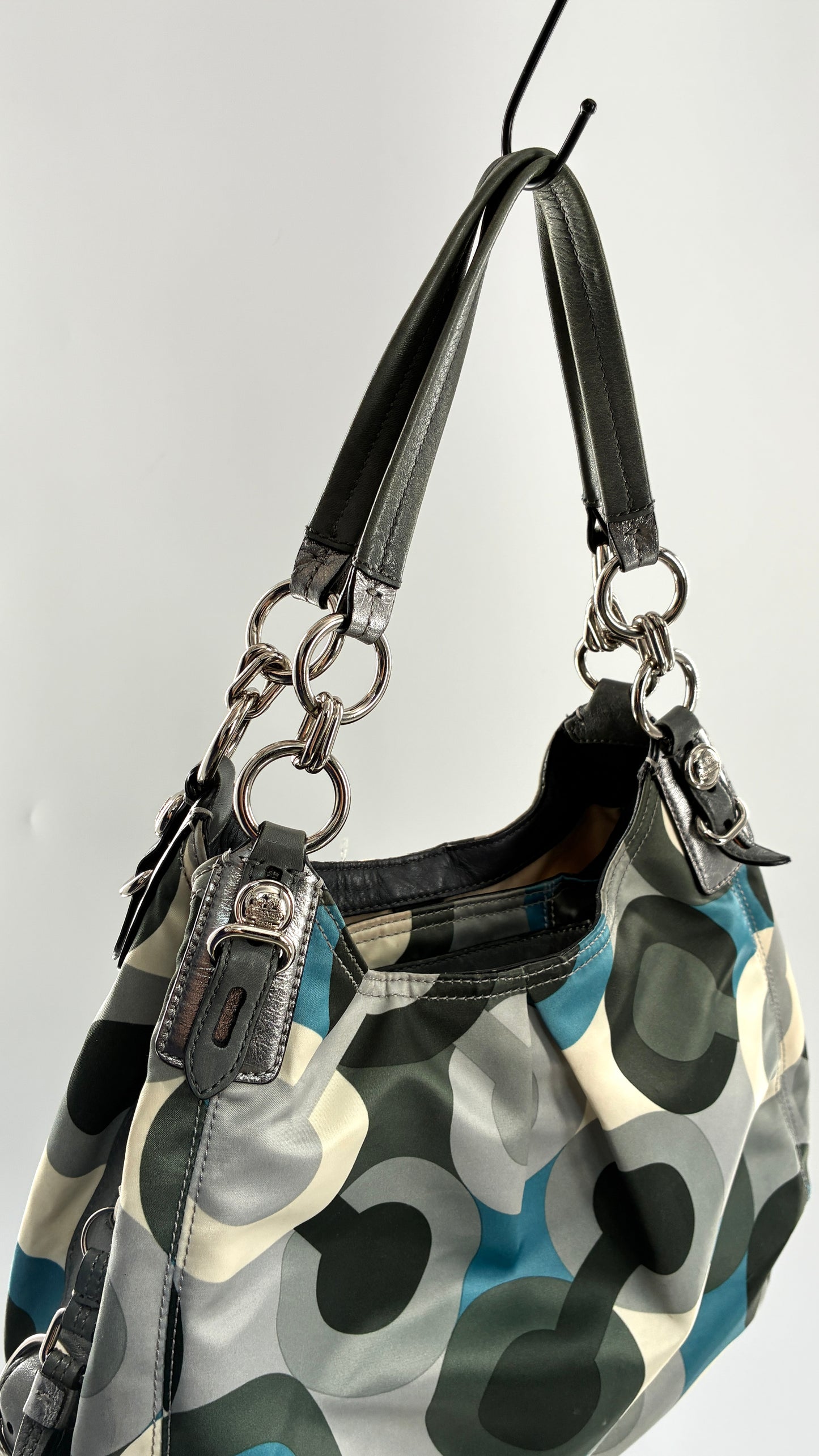 Vintage Maggie COACH Graphic Monogram Grey, Blue, Silver Shoulder Bag