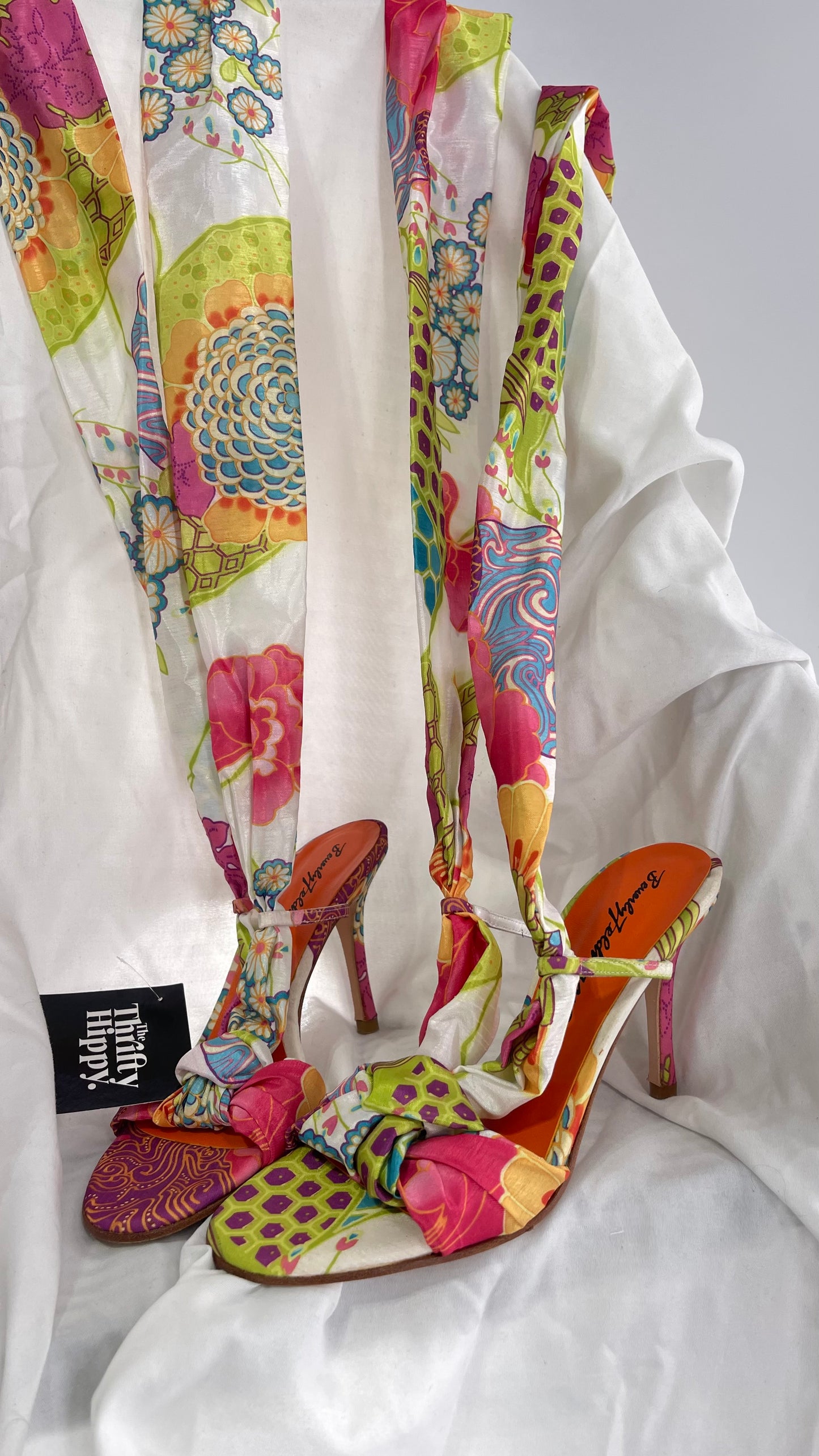 Vintage Beverly Feldman I Love Diamonds Satin Scarf Tie Up Heels (8)