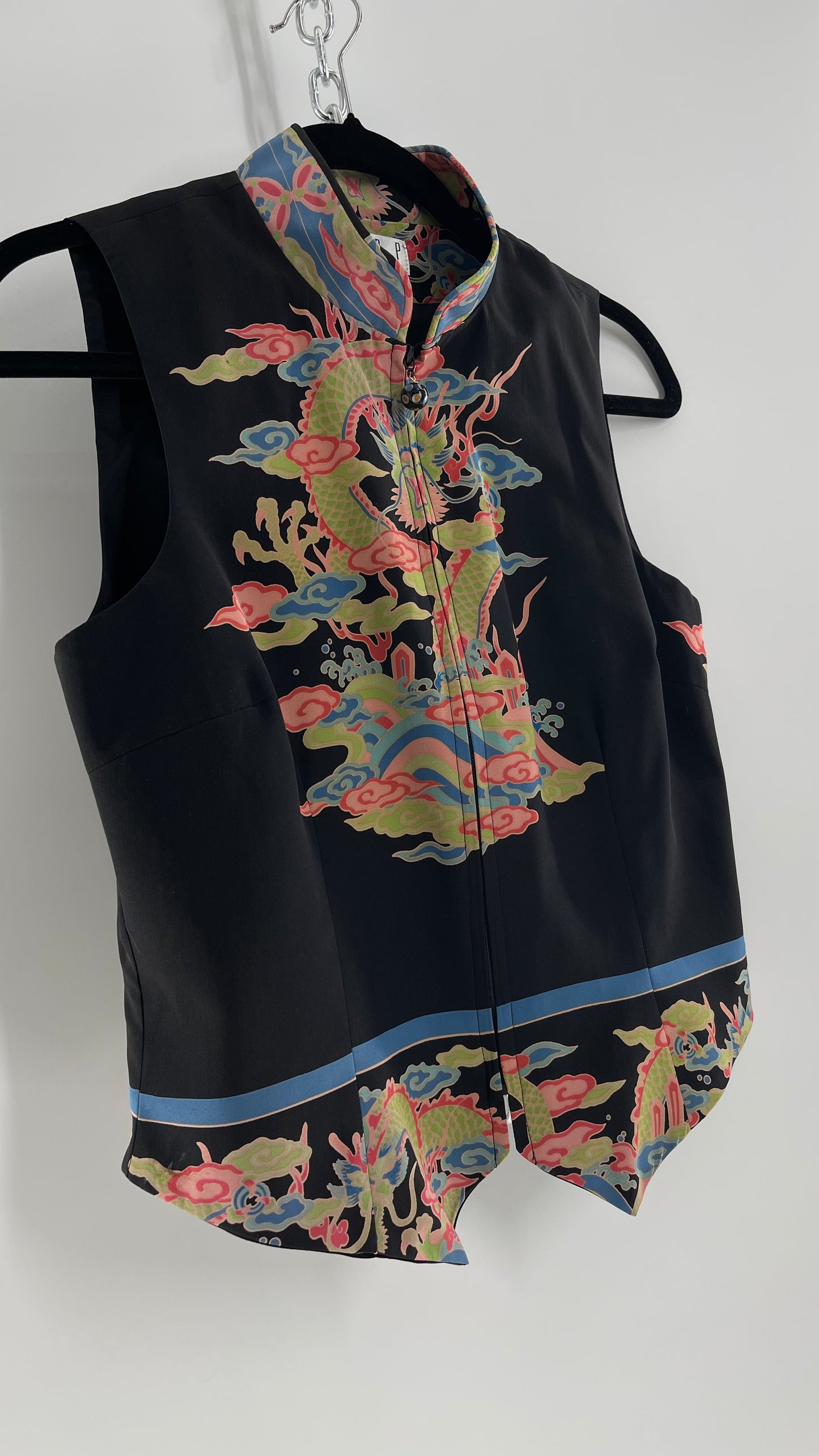 Vintage 1990s TAPP NEW YORK 100% Dragon Graphic Zip Front Crop Sleeveless Vest Top Silk (Medium)