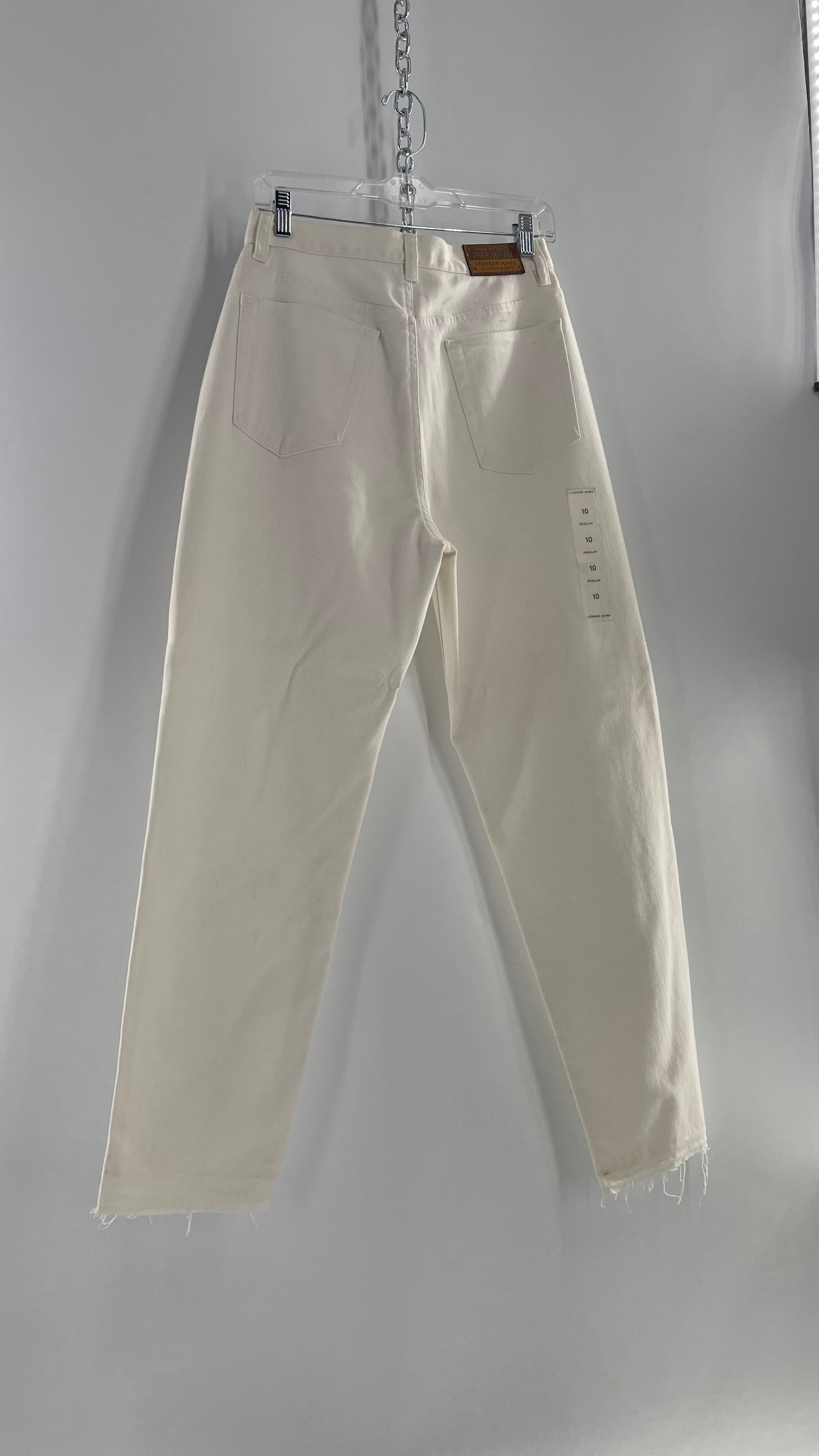 Dead stock Vintage White Liz Claiborne Jeans with distressed hem(Size 10 regular)