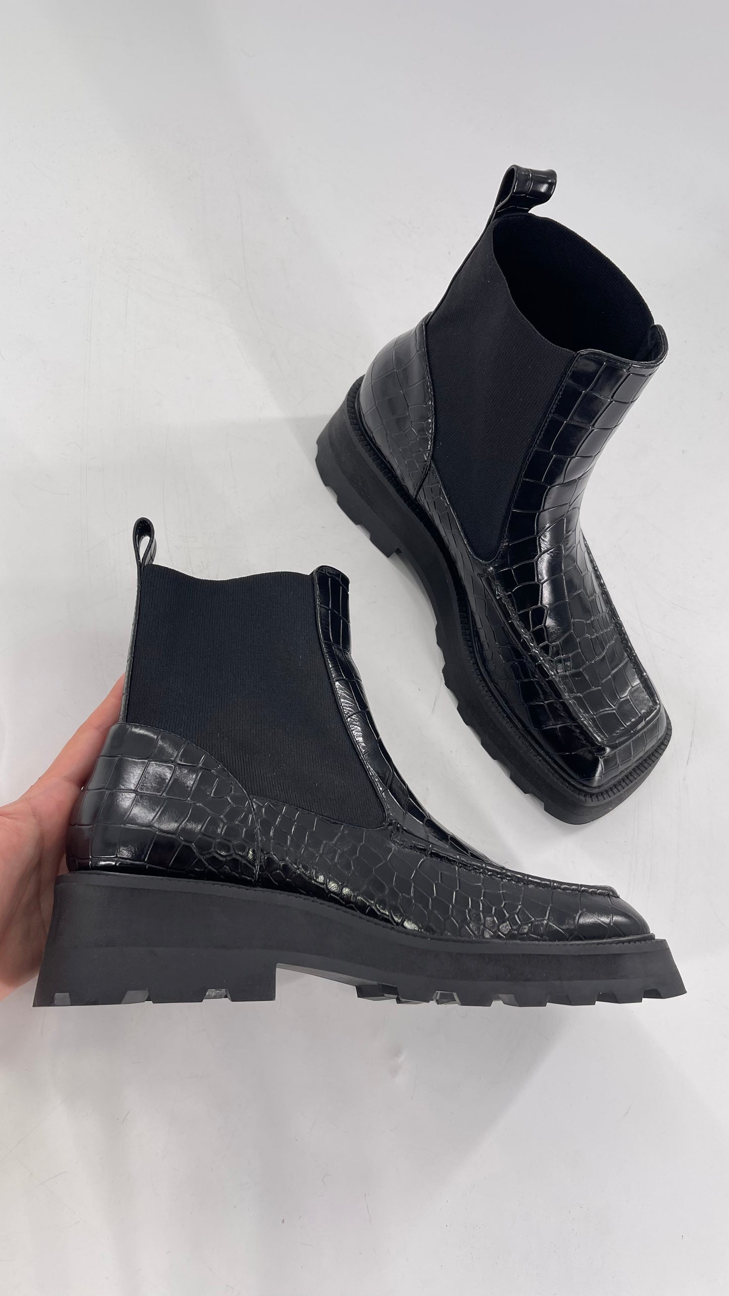 INTENTIONALLY Black Patent Crocodile Embossed Extreme Square Toe Boots (10)