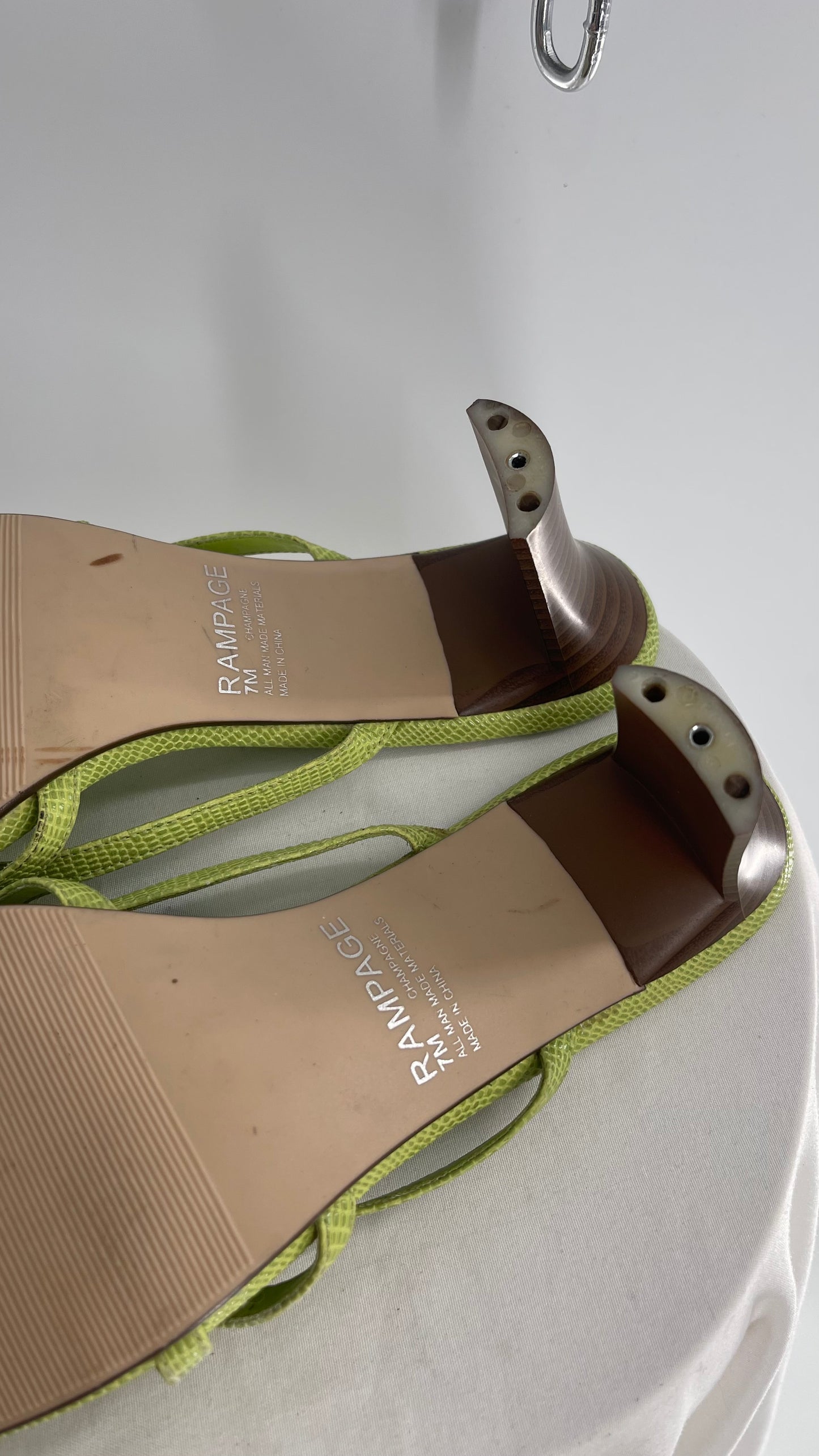 Vintage Rampage Lime Green Square Toe Kitten Heel (7)