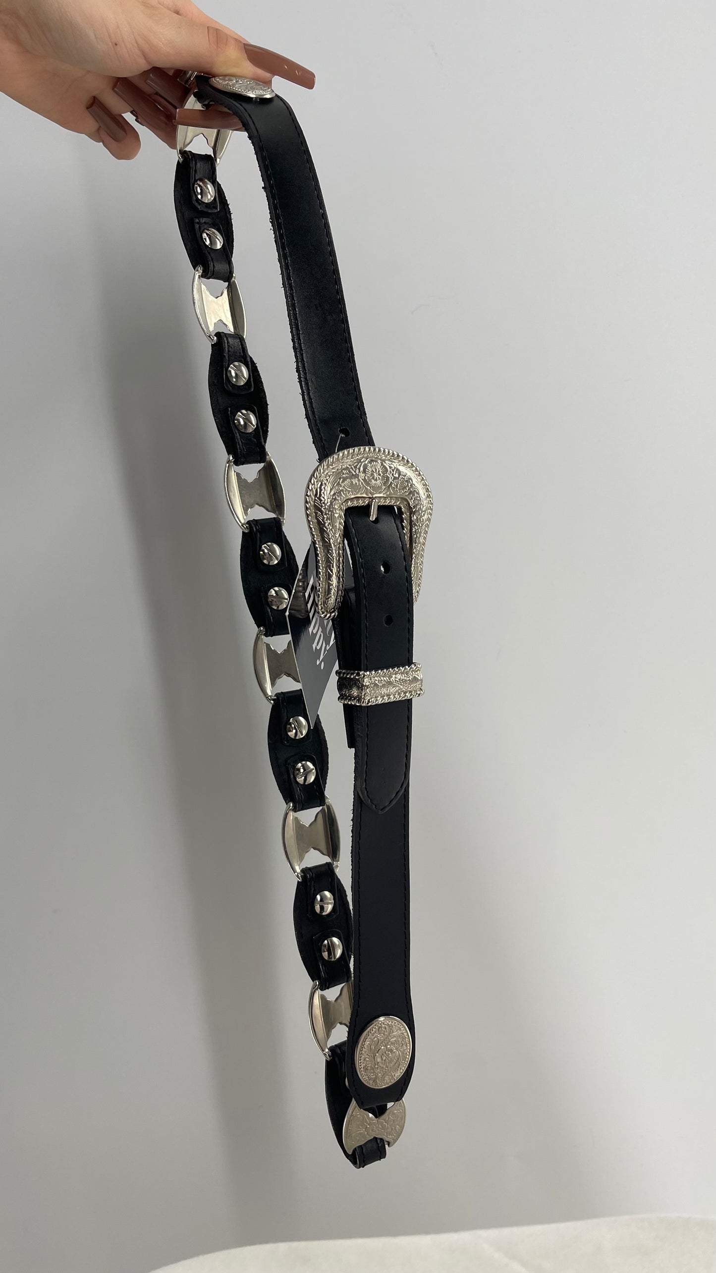 Vintage Genuine Leather Silver Conch Medallion Belt (Large)
