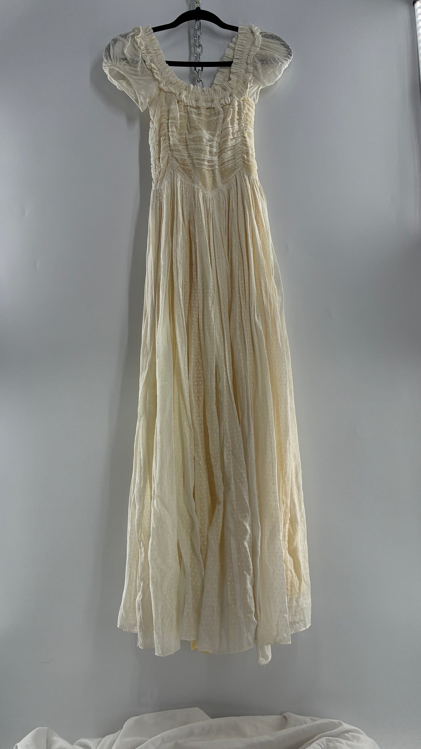 Vintage 1970s Off White Cotton Handmade Maxi Dress with Ruched Bodice, Puff Sleeves, and Polka Dot Texture (XS/S)