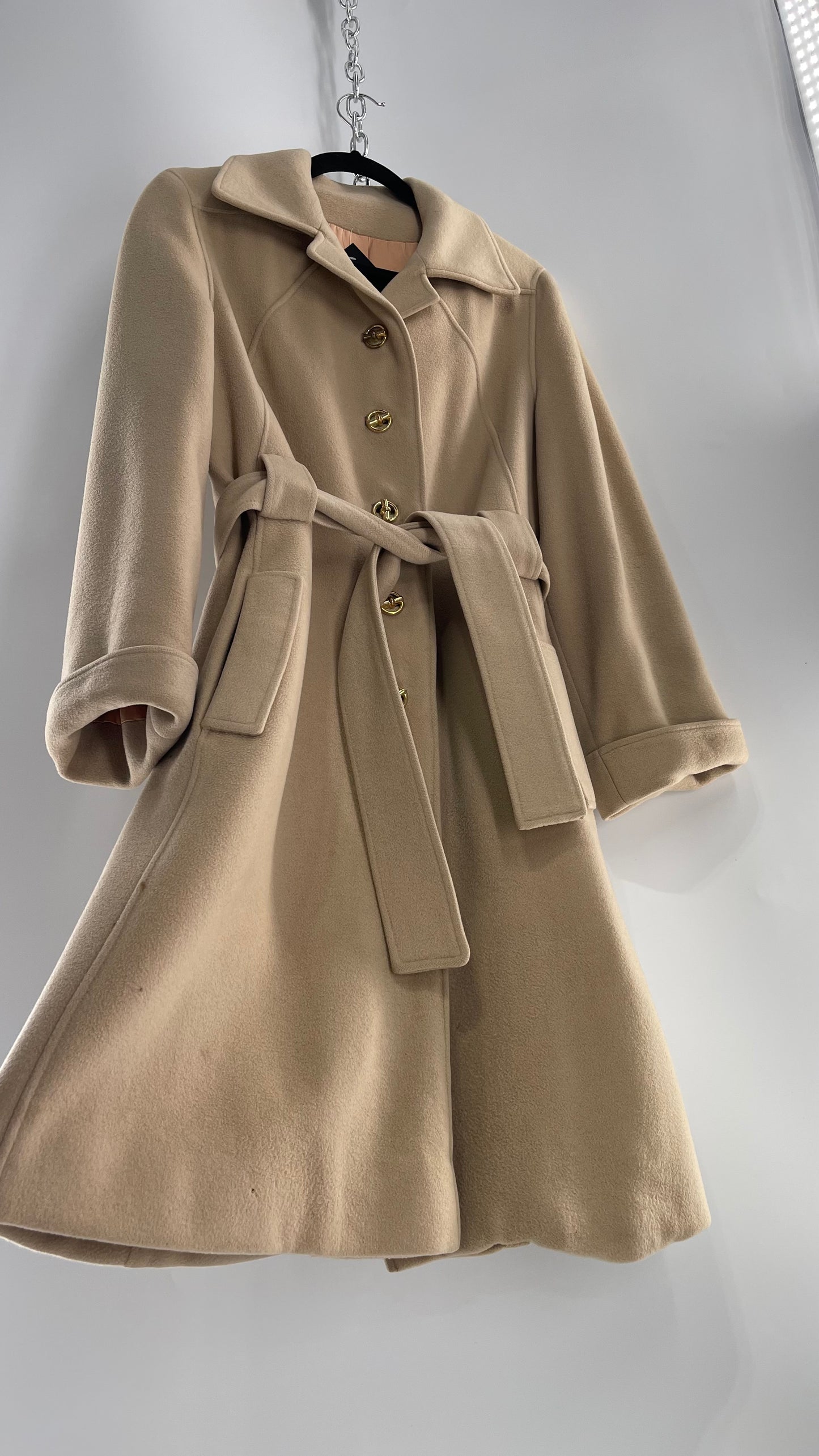 Vintage 100% Amicale Cashmere Beige Cream Coat with Apricot Satin Lining (C) (S/M)