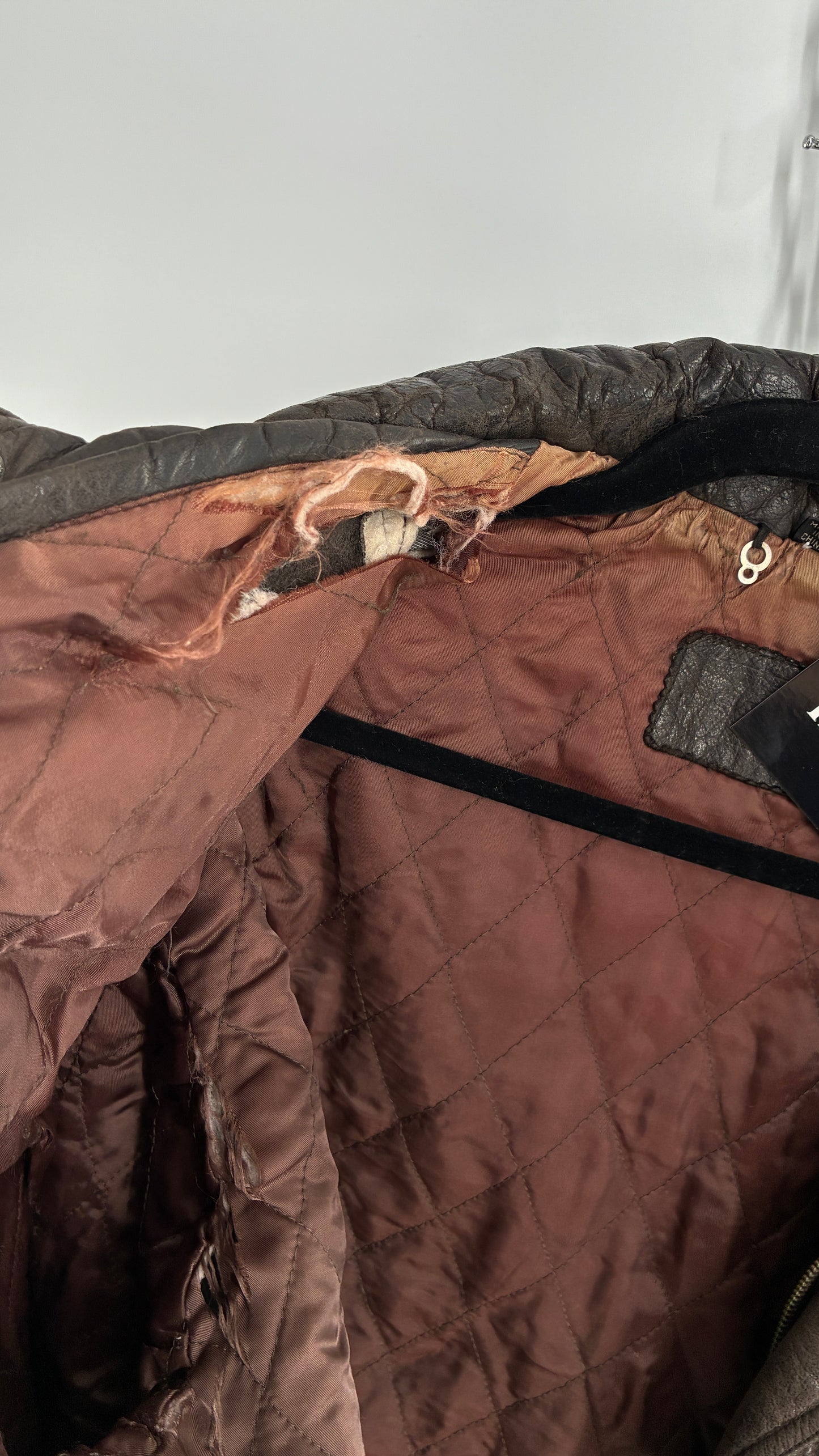 Vintage SAXONY Distressed Leather Bomber Jacket (Medium)