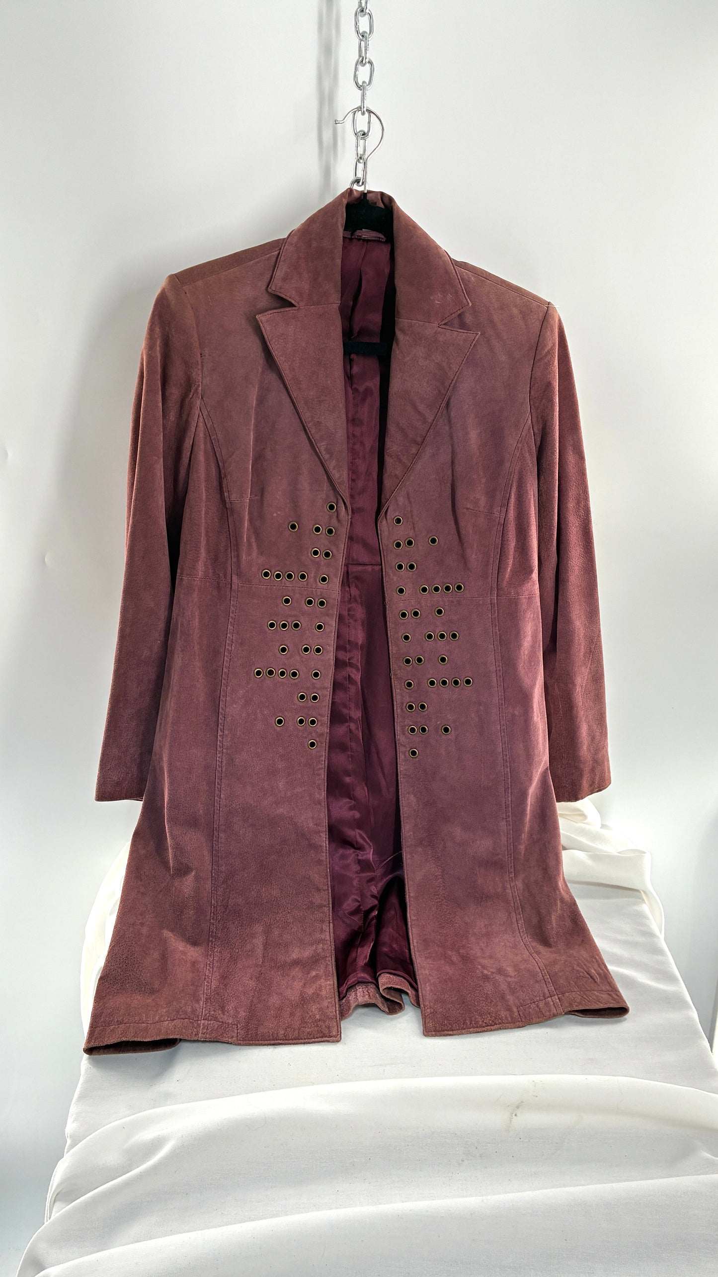 Vintage BANDOLINO Genuine Suede Dusty Mauve Coat with Gold Grommet Detailing (Small)