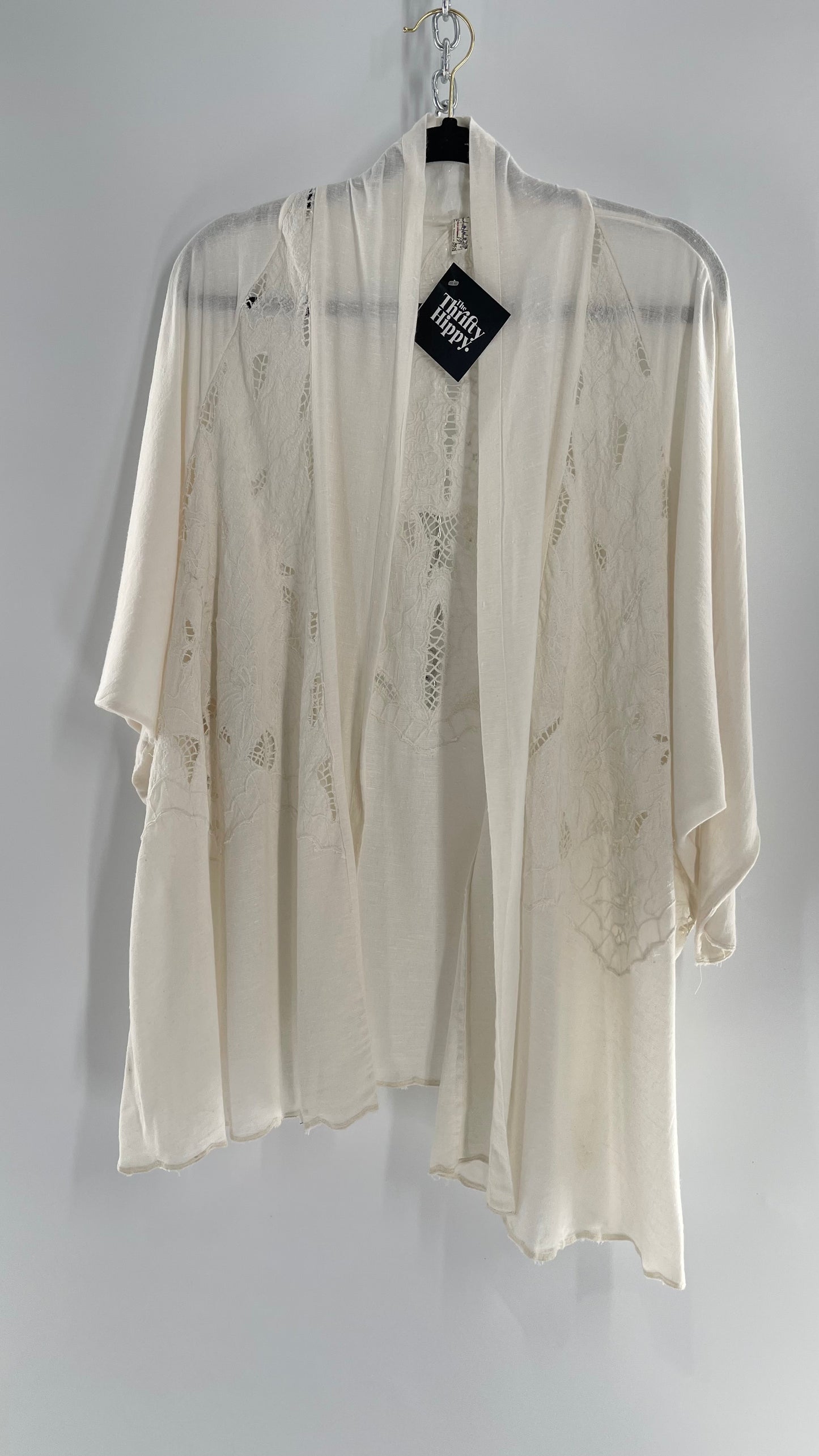 Intimately Free People Linen/Cotton White Cape with Embroidery Design (Medium)