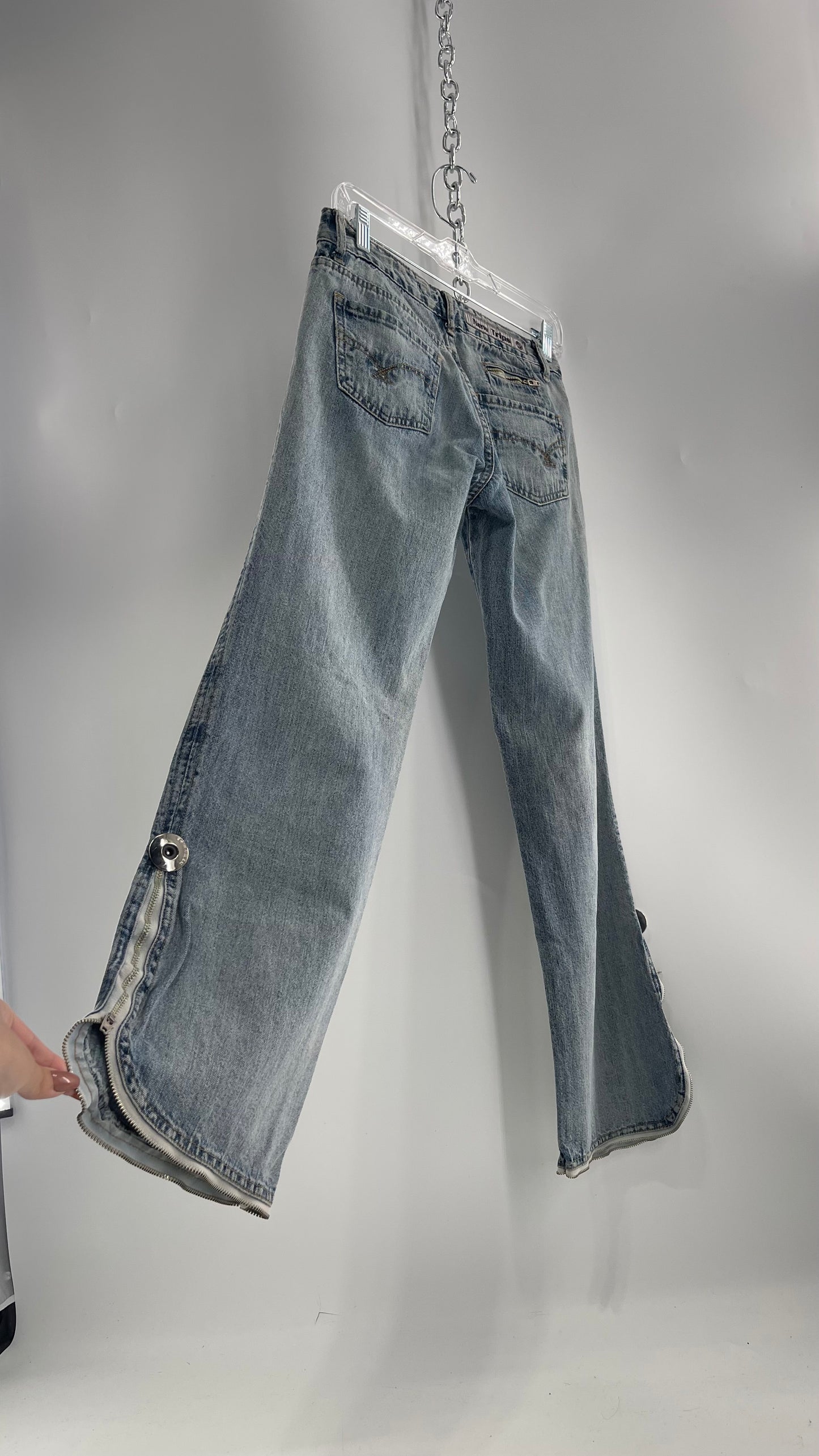 Vintage New Trips Light Wash Kick Flare Jeans with Zipper Hem Detail, V Waistline and Oversized Metal Buttons (40)
