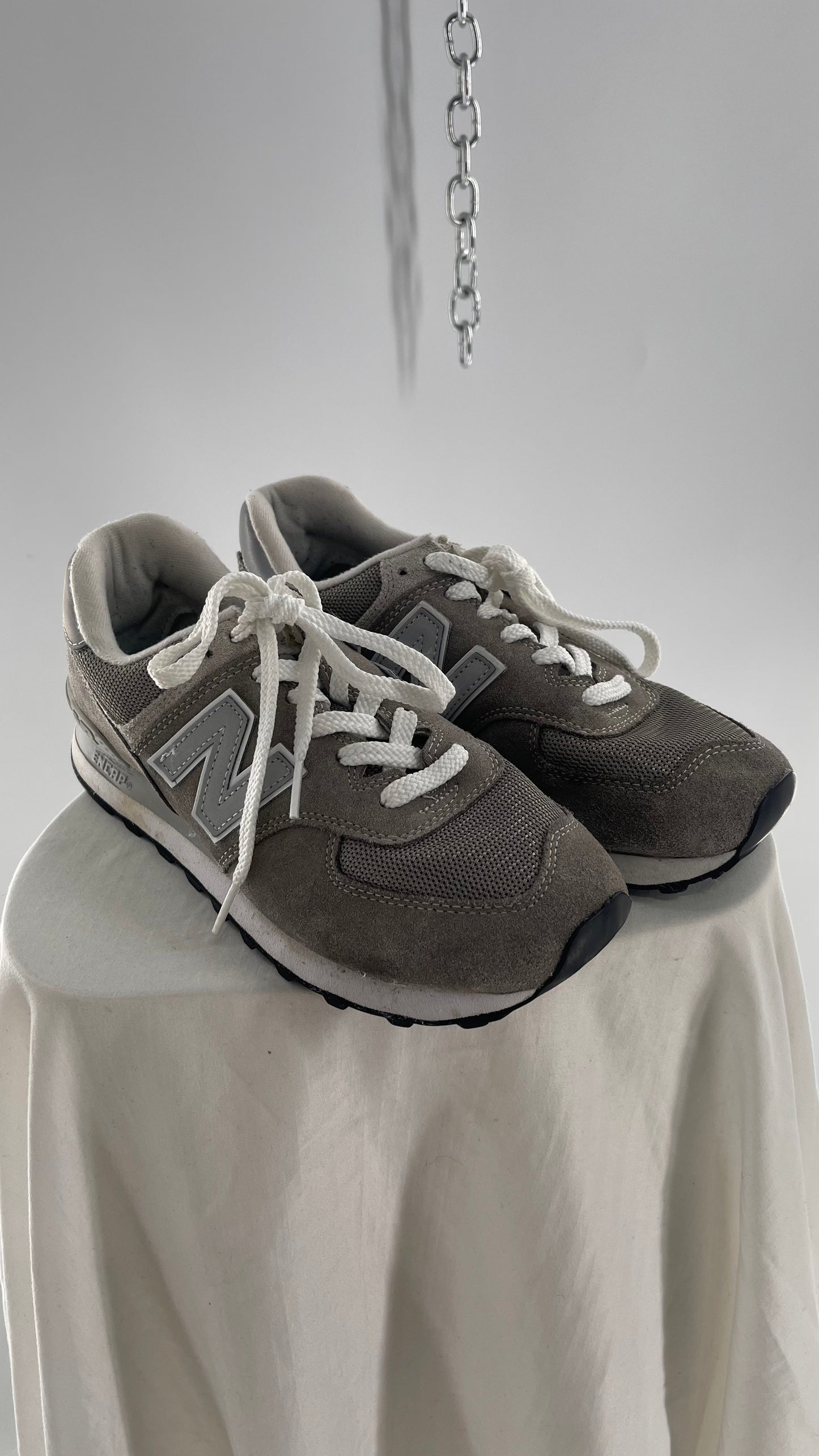 Vintage Nike New Balance 574 Unisex Gray Sneakers (8)