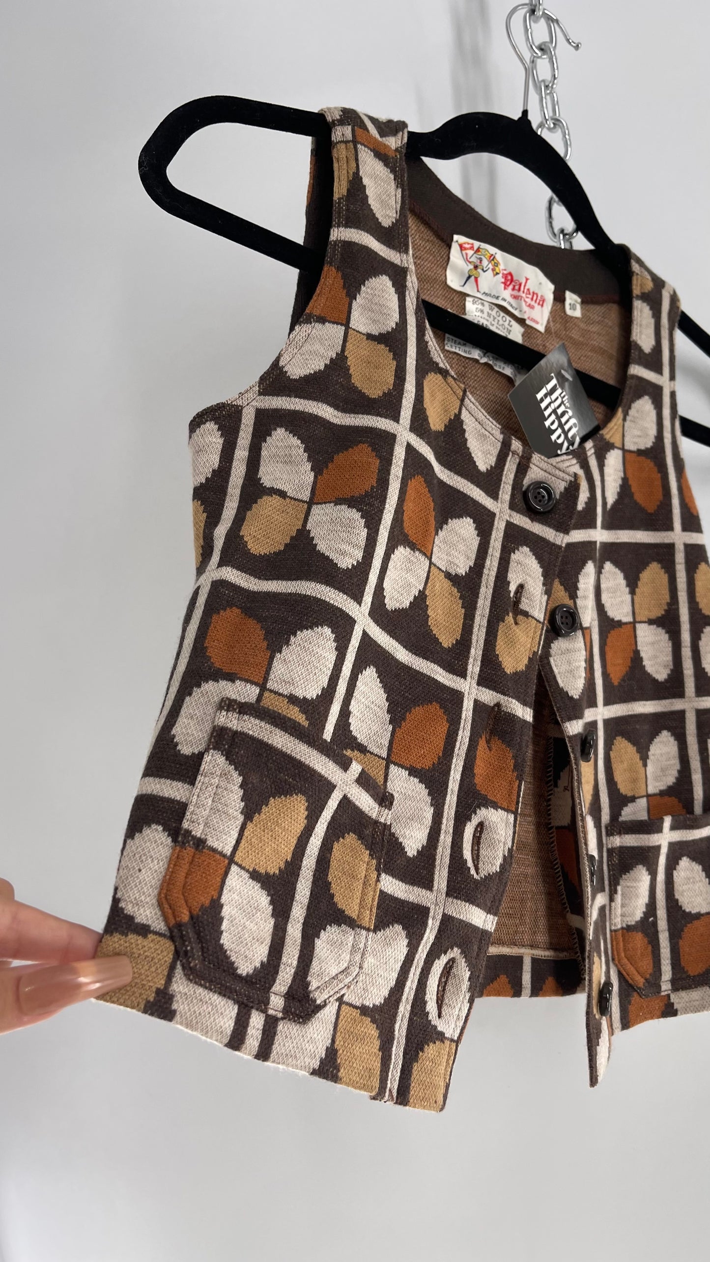 Vintage 1970s Palena Knitwear Brown, 95% Wool Cropped Button Front Pocketed Vest Top (Small)