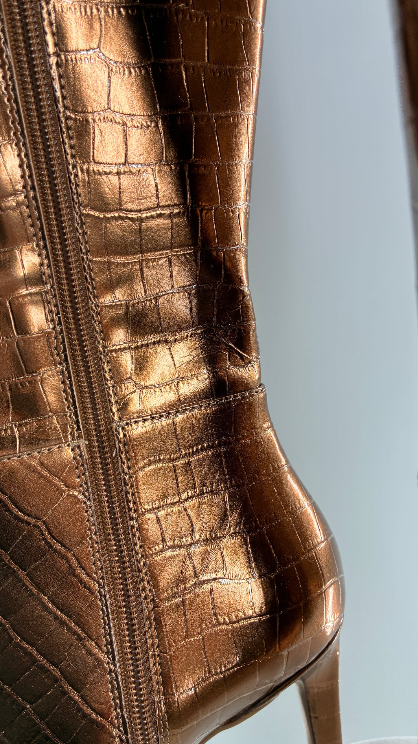 Vintage THALIA SODI Bronze Embossed Crocodile Texture Platform, Pointed Toe, Knee High Boots (6)