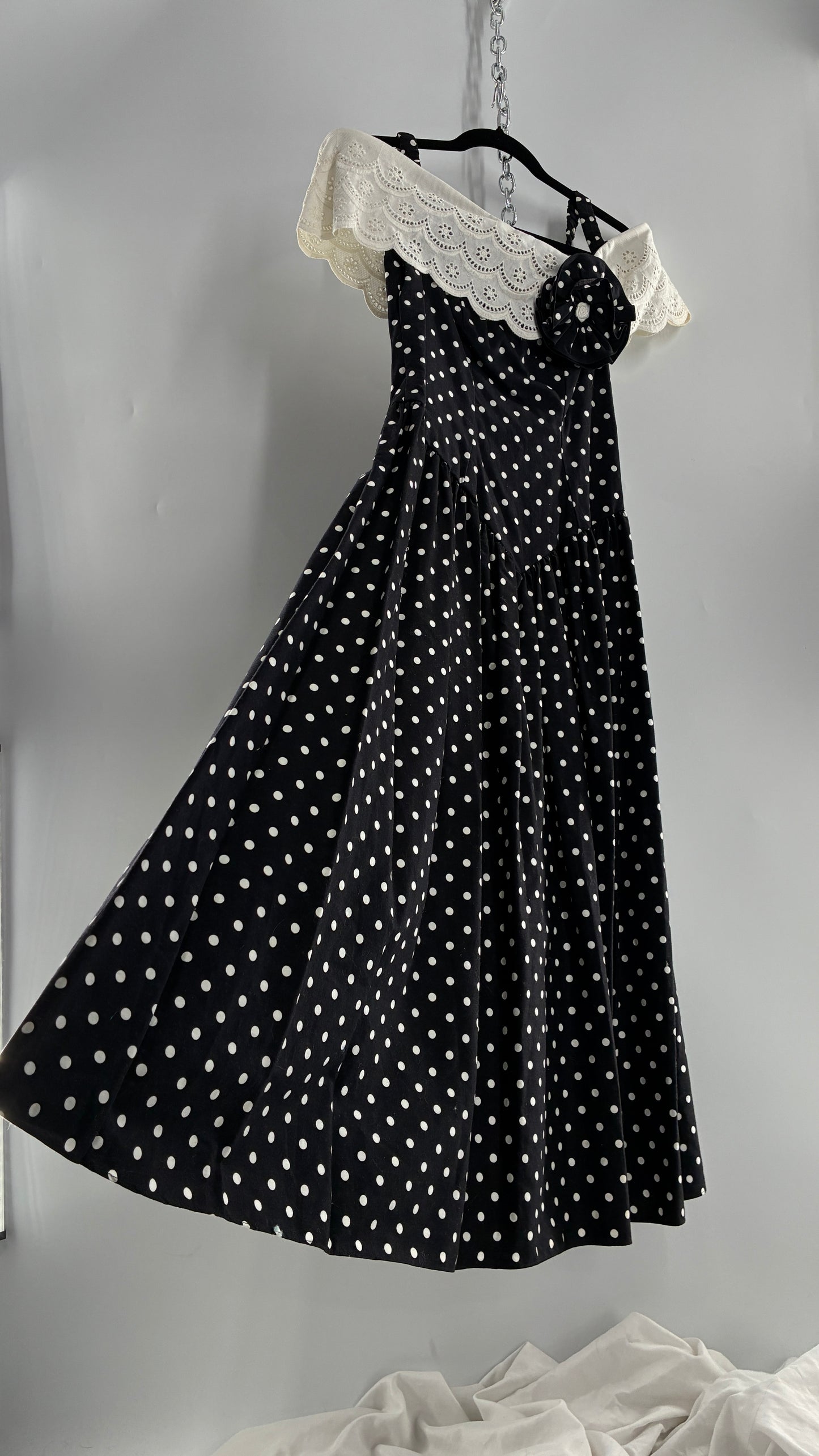 Vintage Handmade Black and White Polka Dot Pointed Waistline Gown with Off the Shoulder Stiff Lace Straps and Rosette Detail (8)