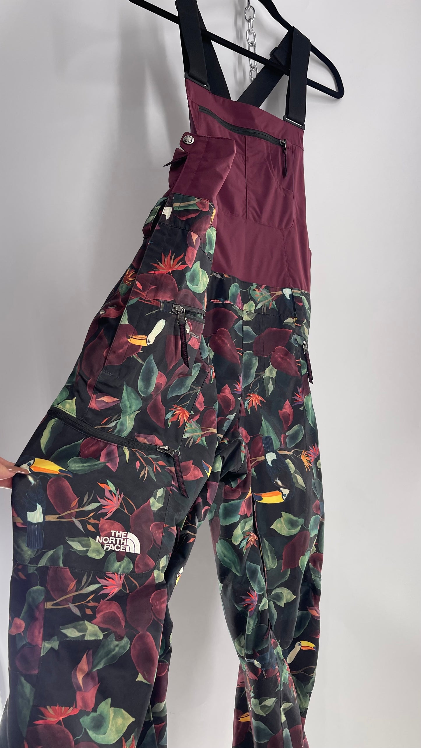 The North Face Tropical Patterned Burgundy Snowboard/Ski/Snowsuit (XL)