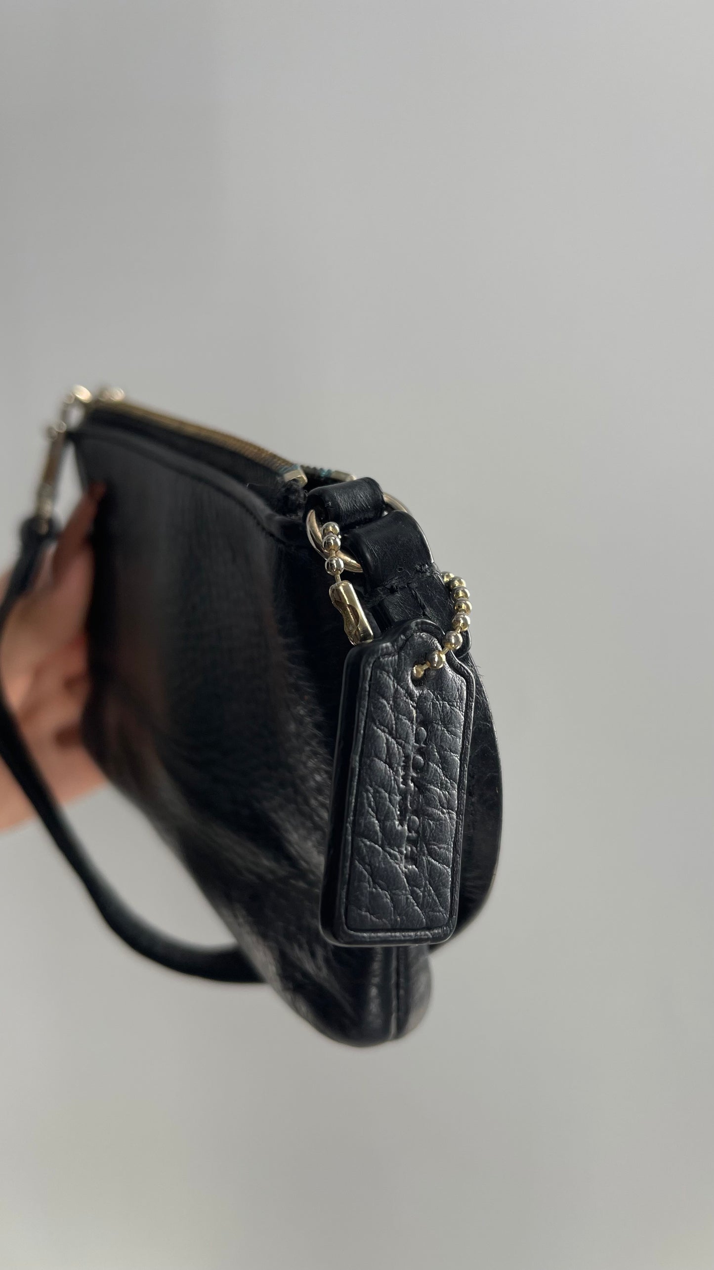 Vintage COACH Black Leather Coin Pouch Wallet