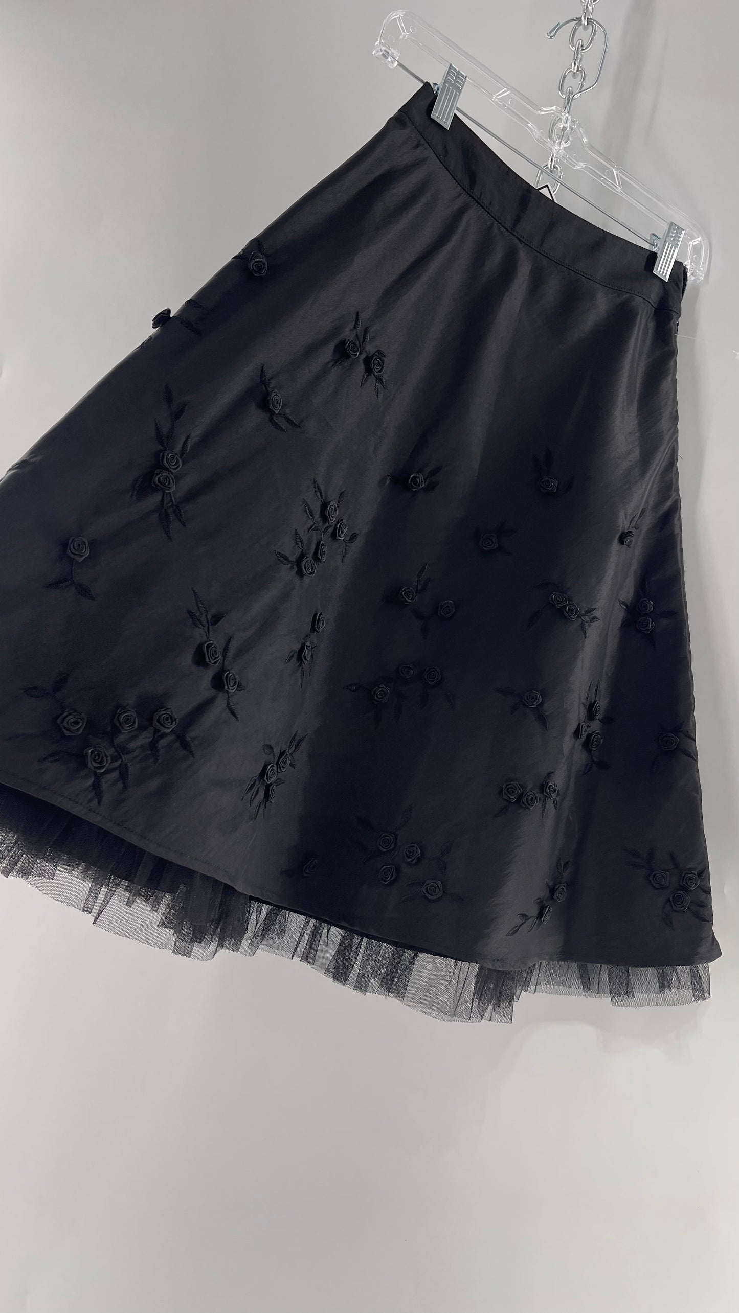 Vintage Josephine Chaus Petite Black Skirt with Rosettes and Mesh Underlay (6P)
