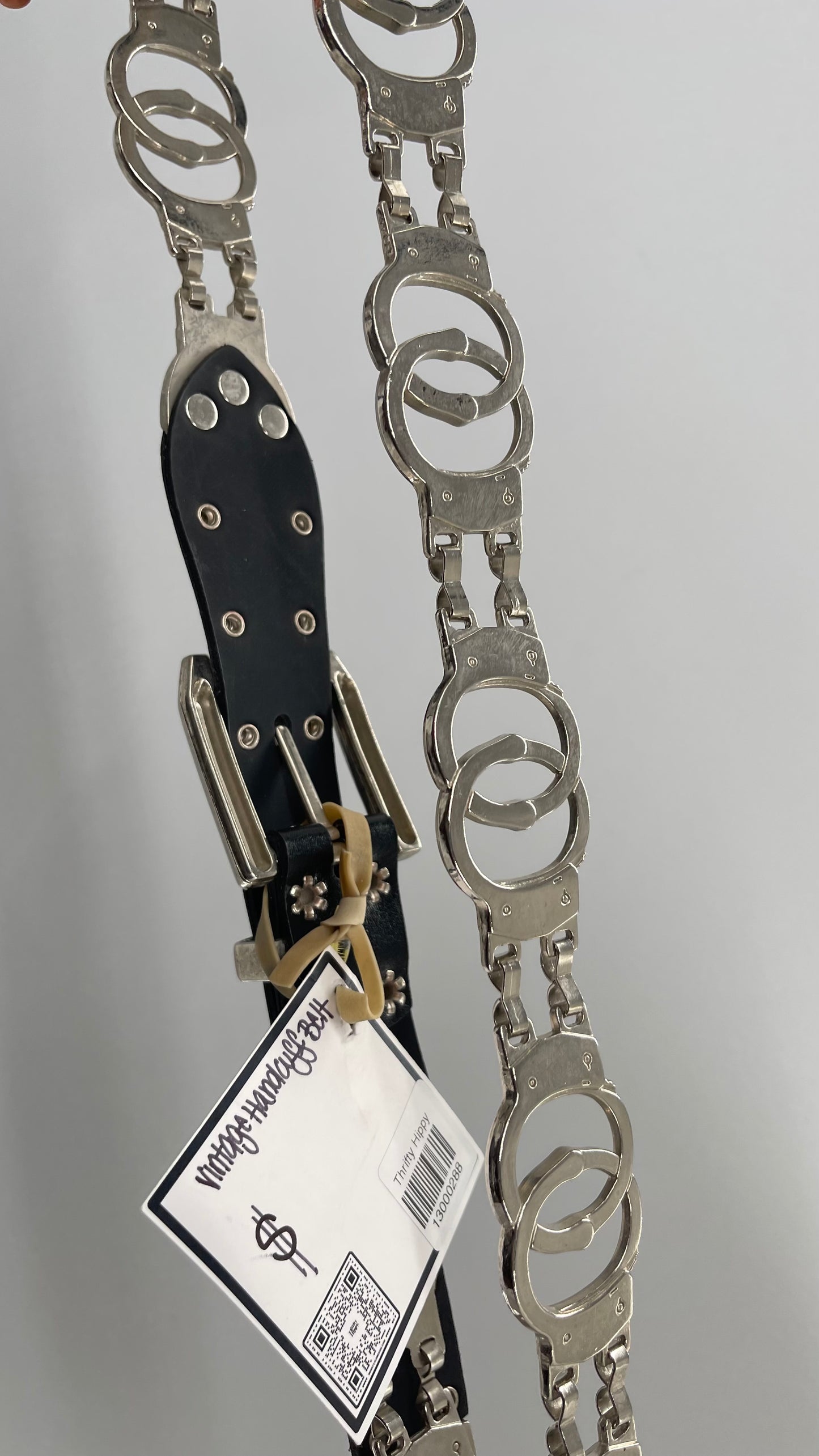 Vintage Handcuff Hardware Metal Black Leather Belt (Large)