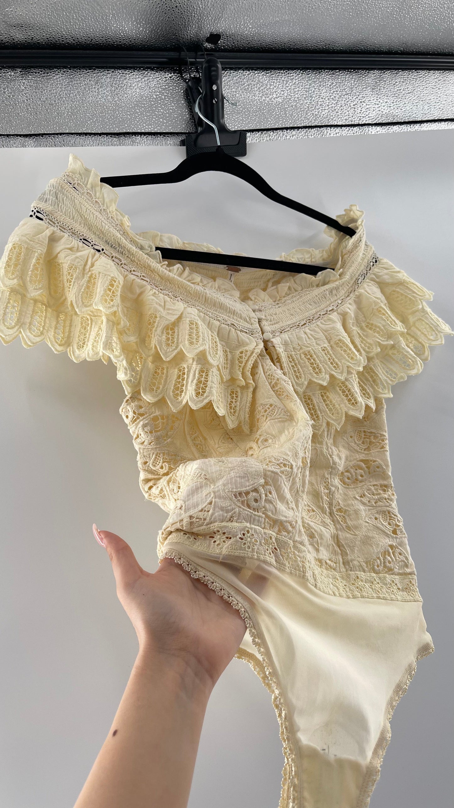 Intimately Free People Light Yellow Lace Bodysuit with Ruffled Off the Shoulder Neckline
(XS)