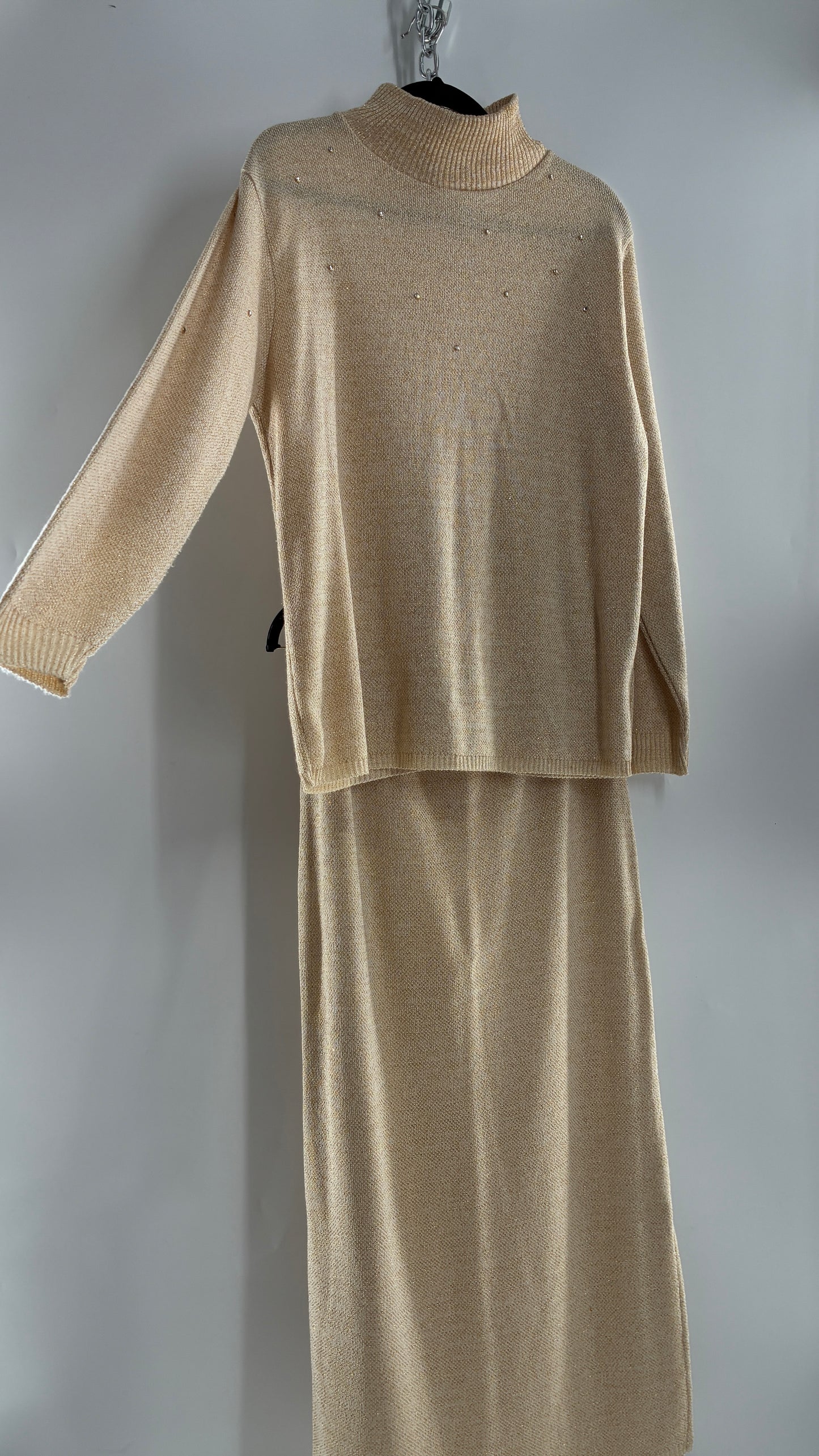 Terry Lewis Classic Luxeries Beige Knit Sweater and Skirt with Gold Tinsel Thread and Rhinestone Collar (Large)