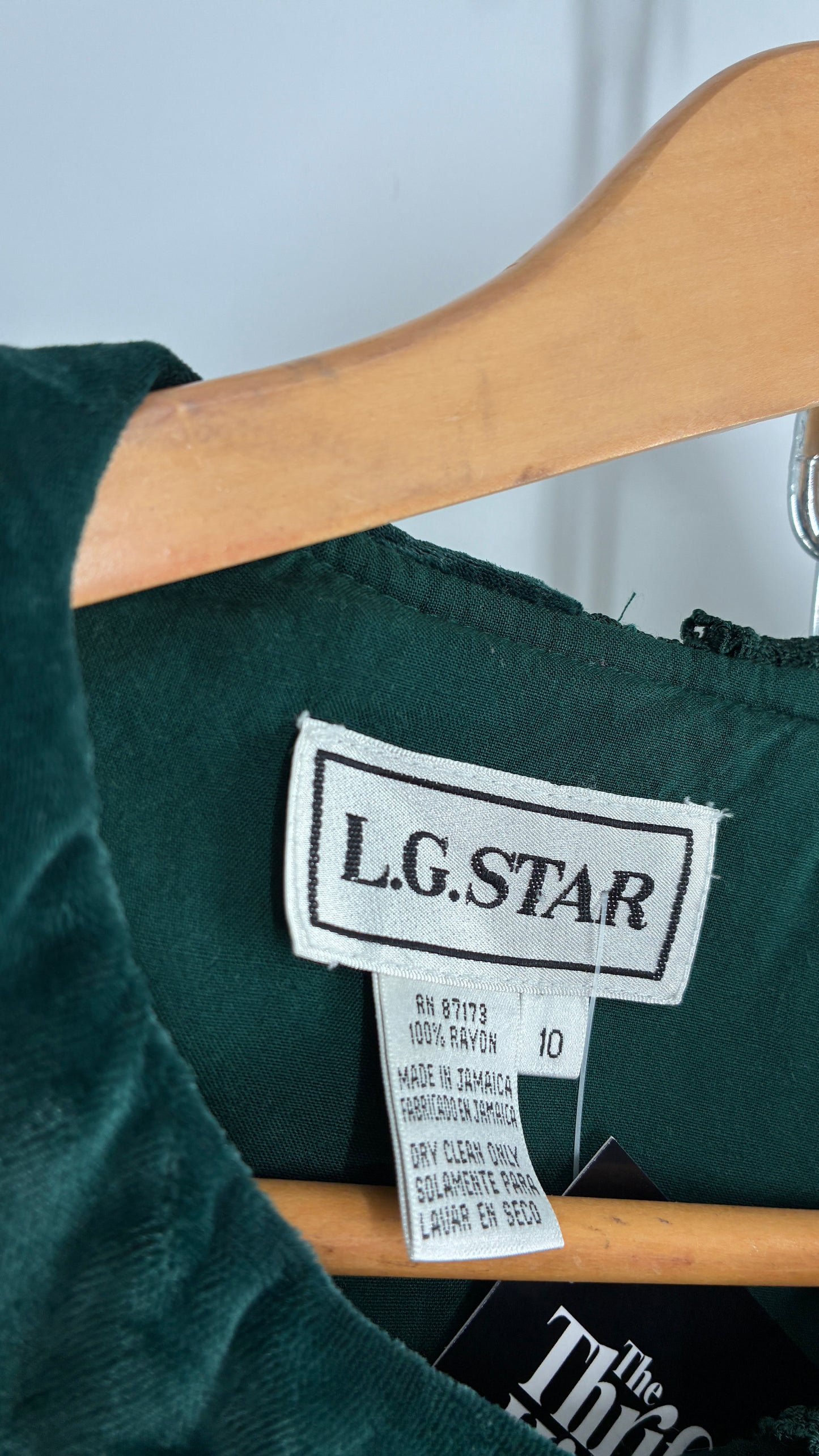 Vintage 1960s LG Star Forest Green Button Front, Velvet Collar Gown (10)
