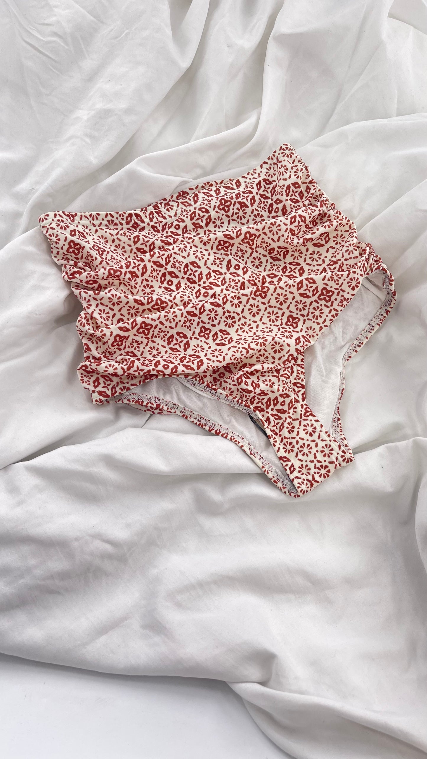 Urban Outfitters Out From Under Ruched High Waist Swim Bottoms (Small)