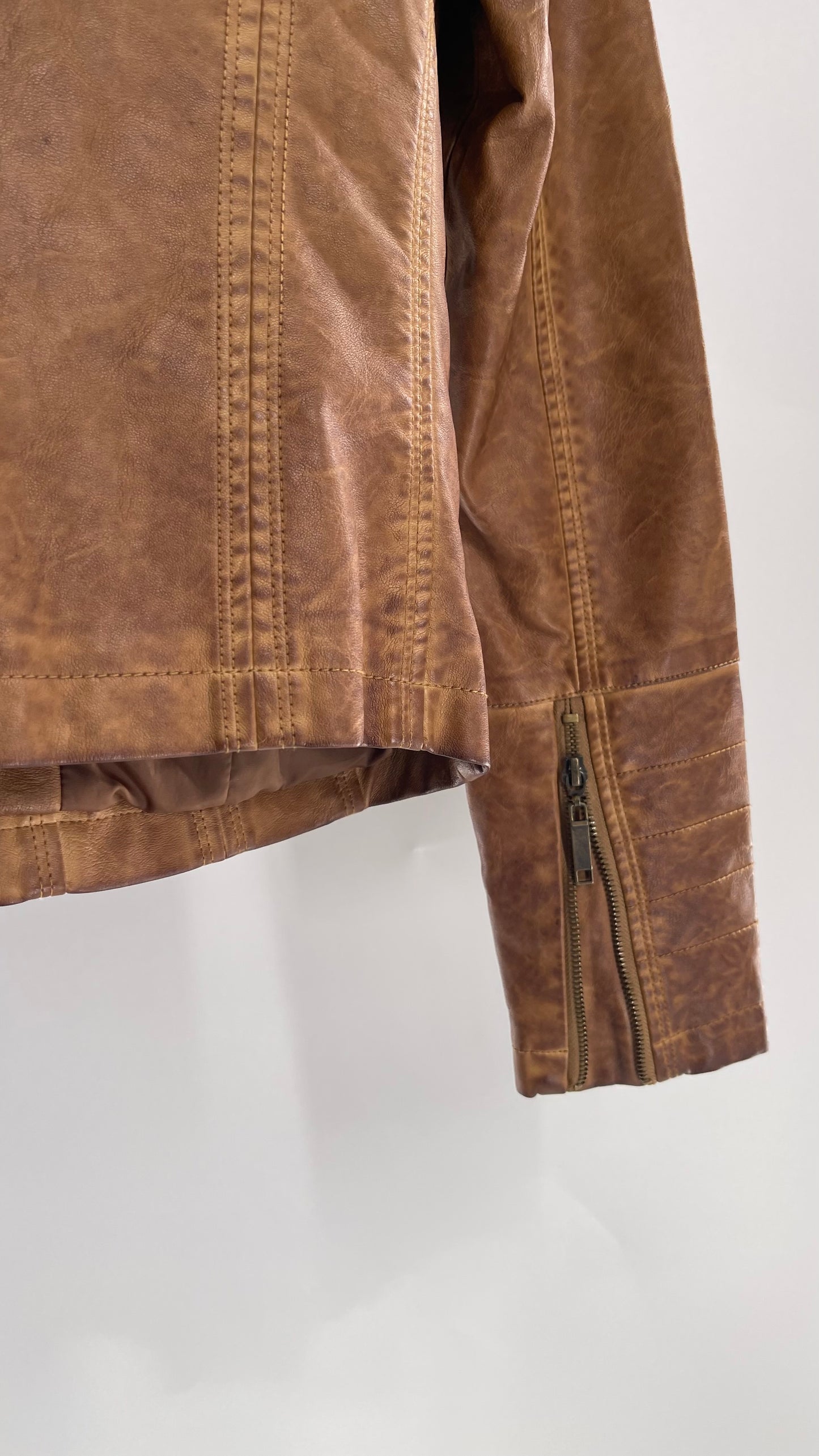 Vintage Brown Vegan Leather Distressed Motorcycle Jacket (Small)