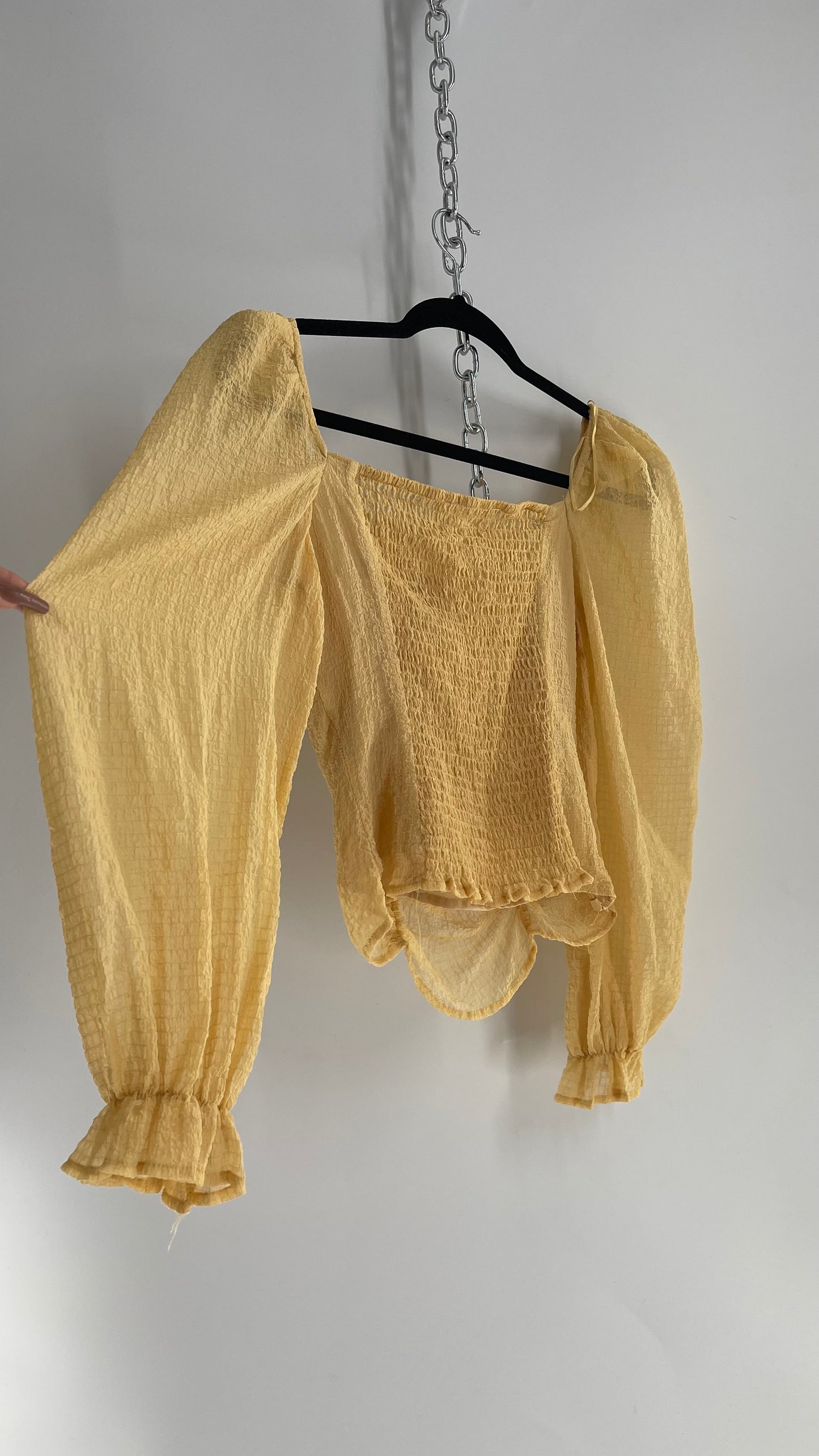 ASTR the Label Yellow Bubble Sleeve Ruched Bodice Blouse (Medium)