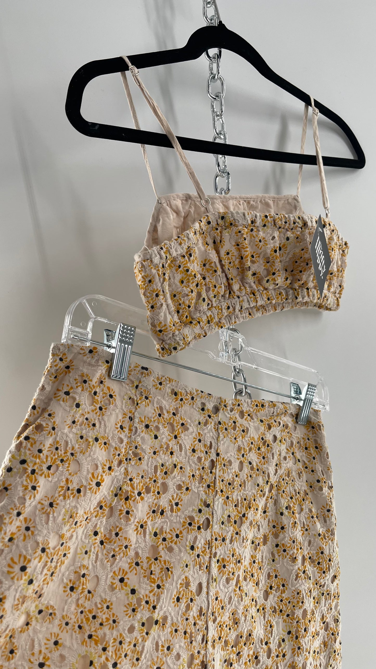 Urban Outfitters Eyelet Lace Daisy Print 2pc Shorts and Bustier Tank Set (Small Top Medium Bottoms)