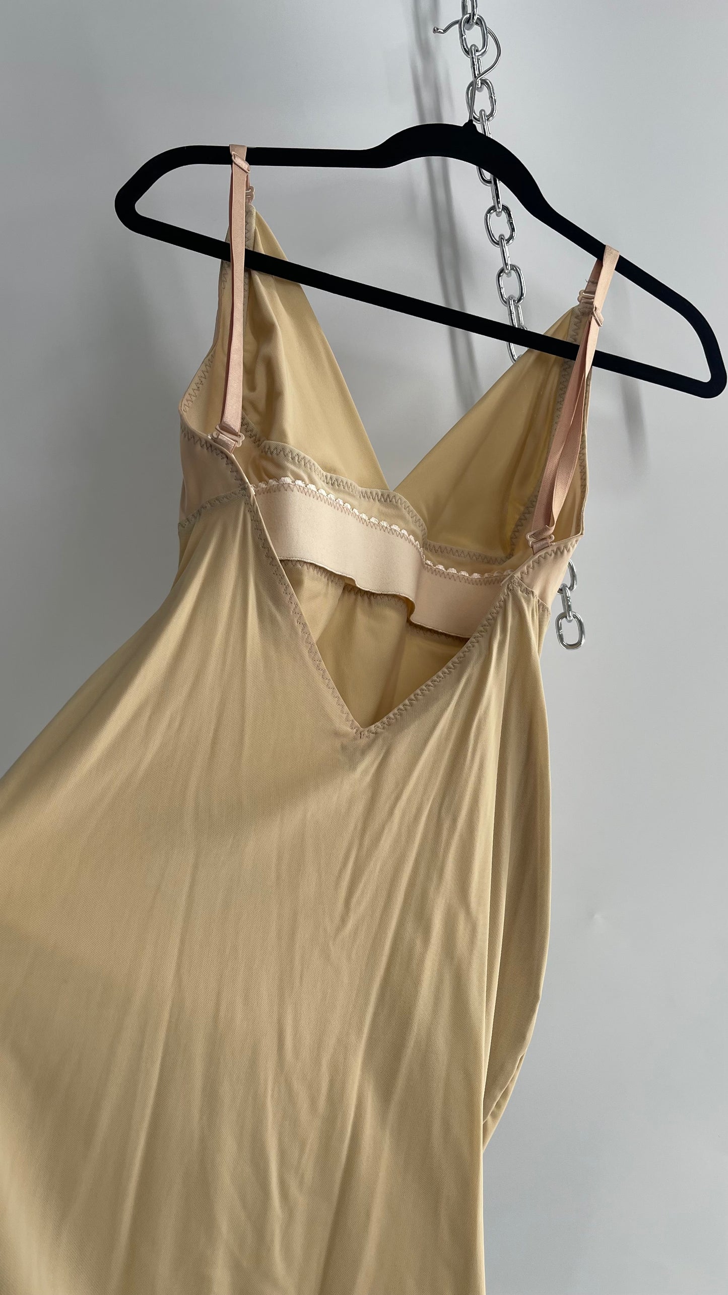 Yummie Beige Two Faced Tech Control Shapewear Mini (Large)