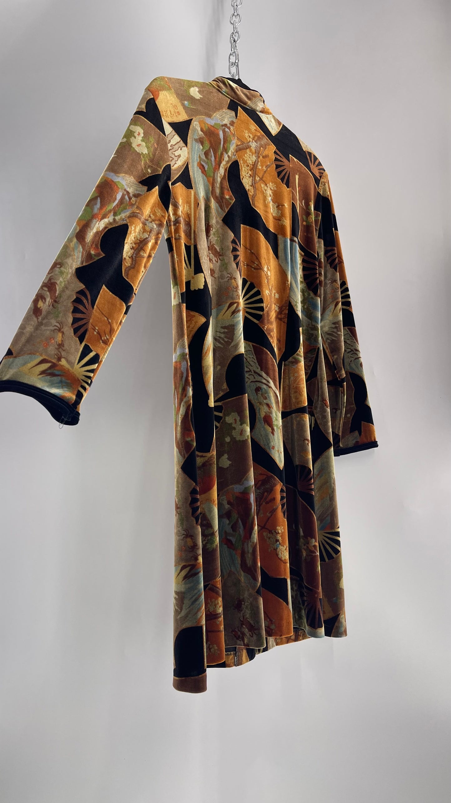 Vintage CLIO 1990s Black Velvet/Velour Fan Patterned Duster Coat (Medium)