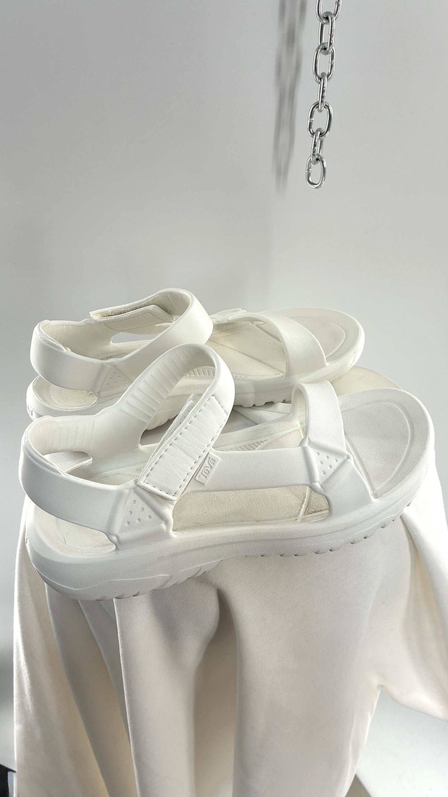 Vintage TEVA White Hurricane Drift Sandal (M8 W10)