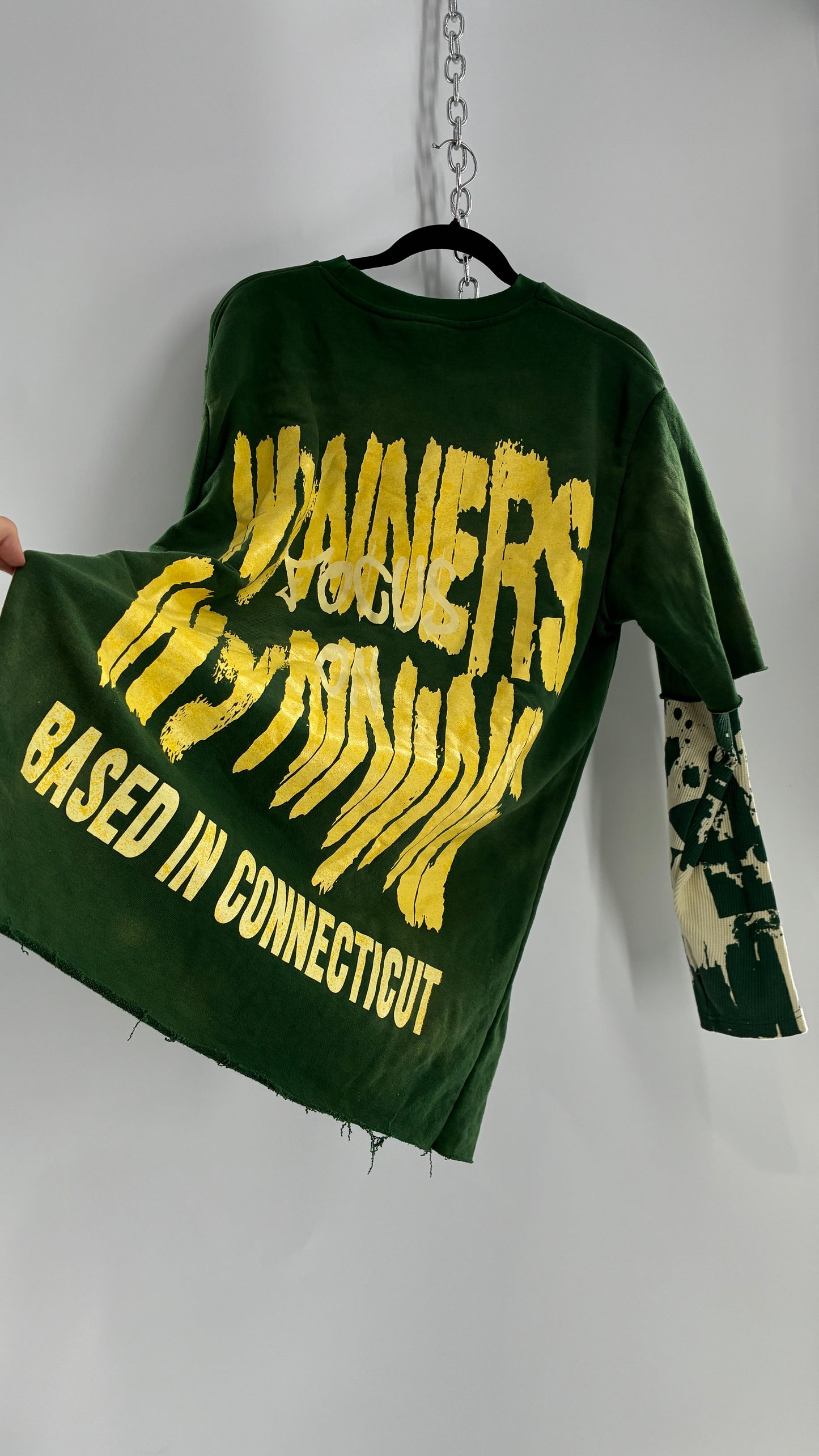 WYN Green Paint Splattered Henley/Baggy T Shirt Men’s Long Sleeve (XXXL)