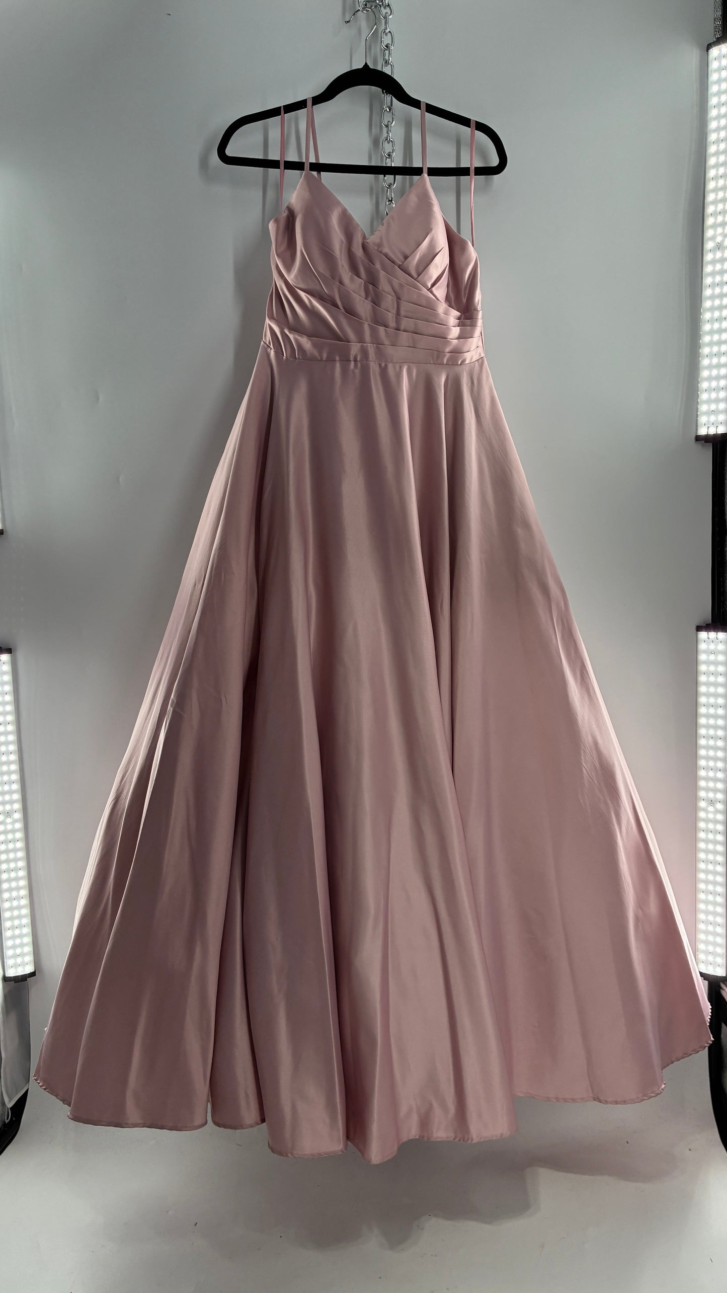 Vintage DANCING QUEEN Dusty Pink Voluminous Ballgown with Multiple Layers of Tulle (XL)
