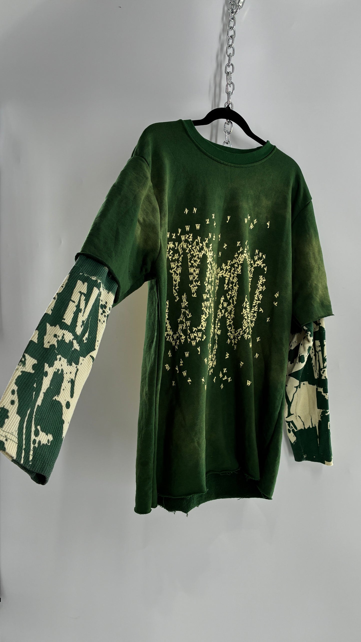 WYN Green Paint Splattered Henley/Baggy T Shirt Men’s Long Sleeve (XXXL)