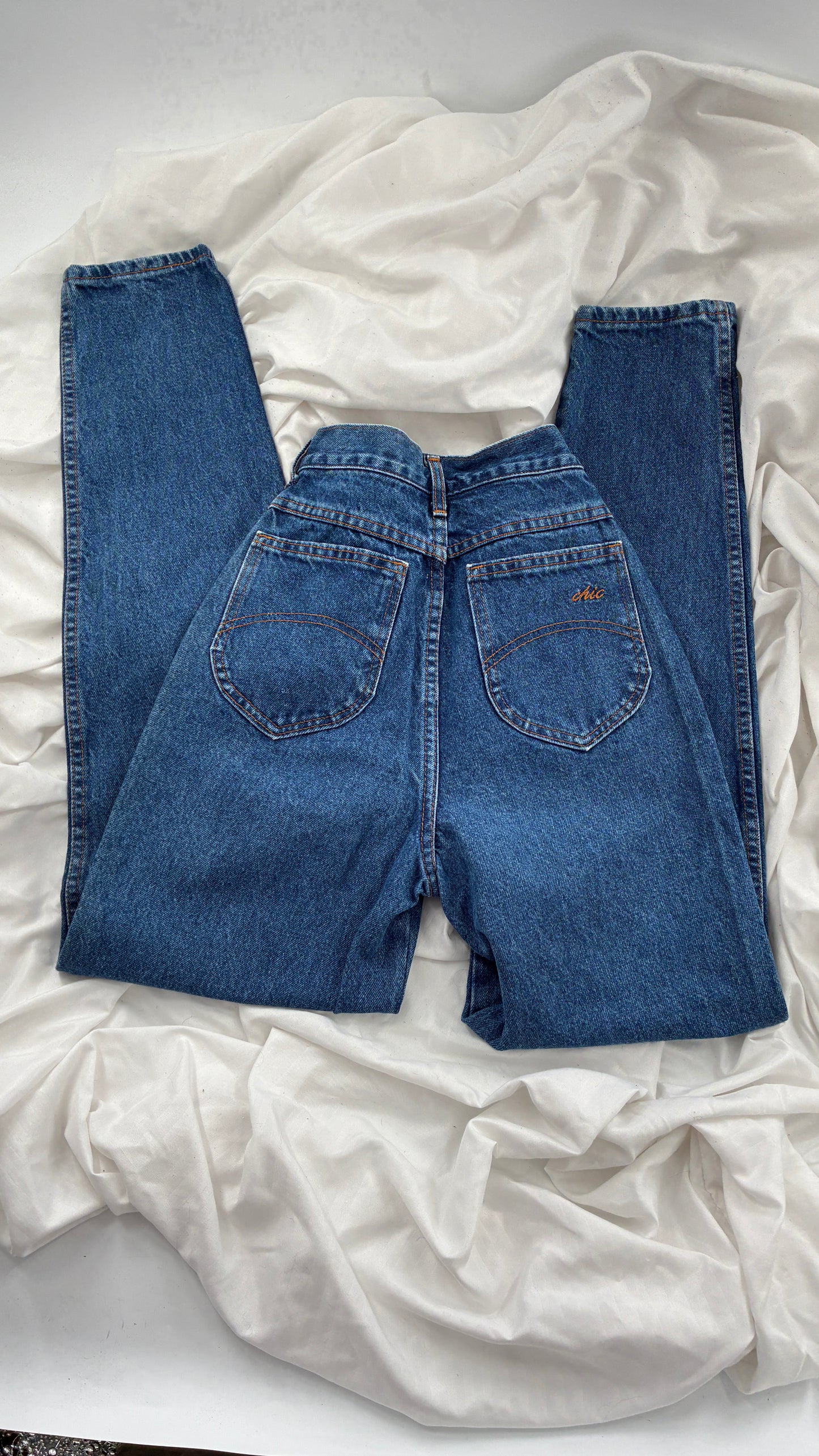 Vintage 1980s CHIC Ultra High Waisted Jeans (5Tall)