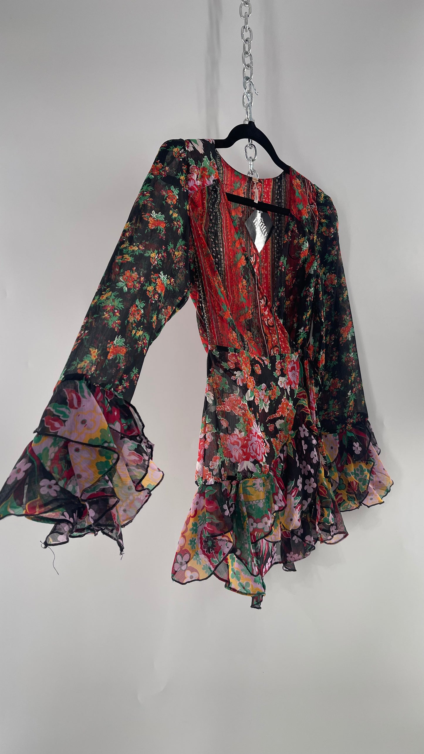 Free People Black Colorful Floral Tie Front Blouse with Ruffled Sleeves and Hem(XS)