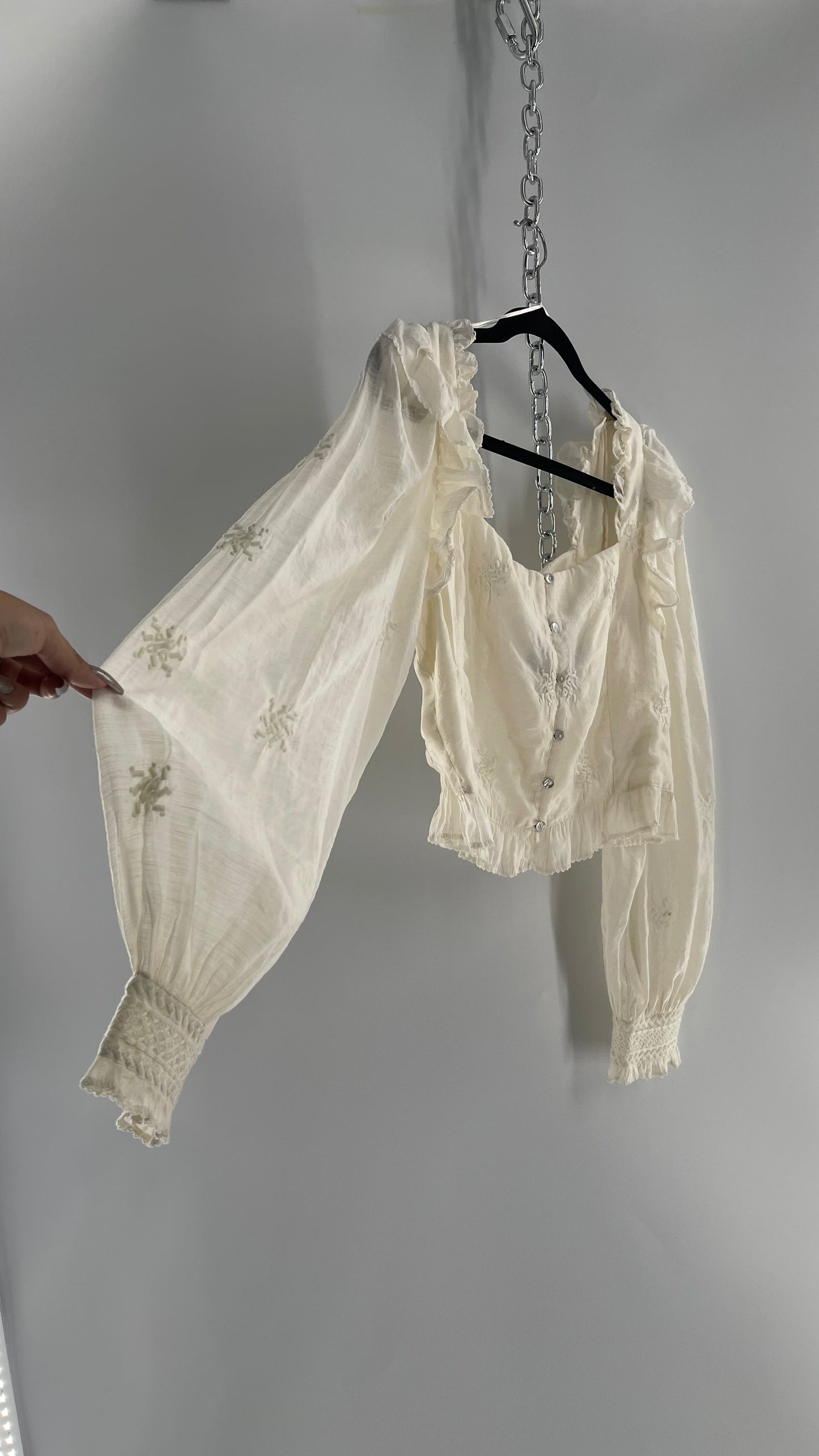 Free People White Cotton Bubble Sleeve Blouse with Embroidered Details (Medium)