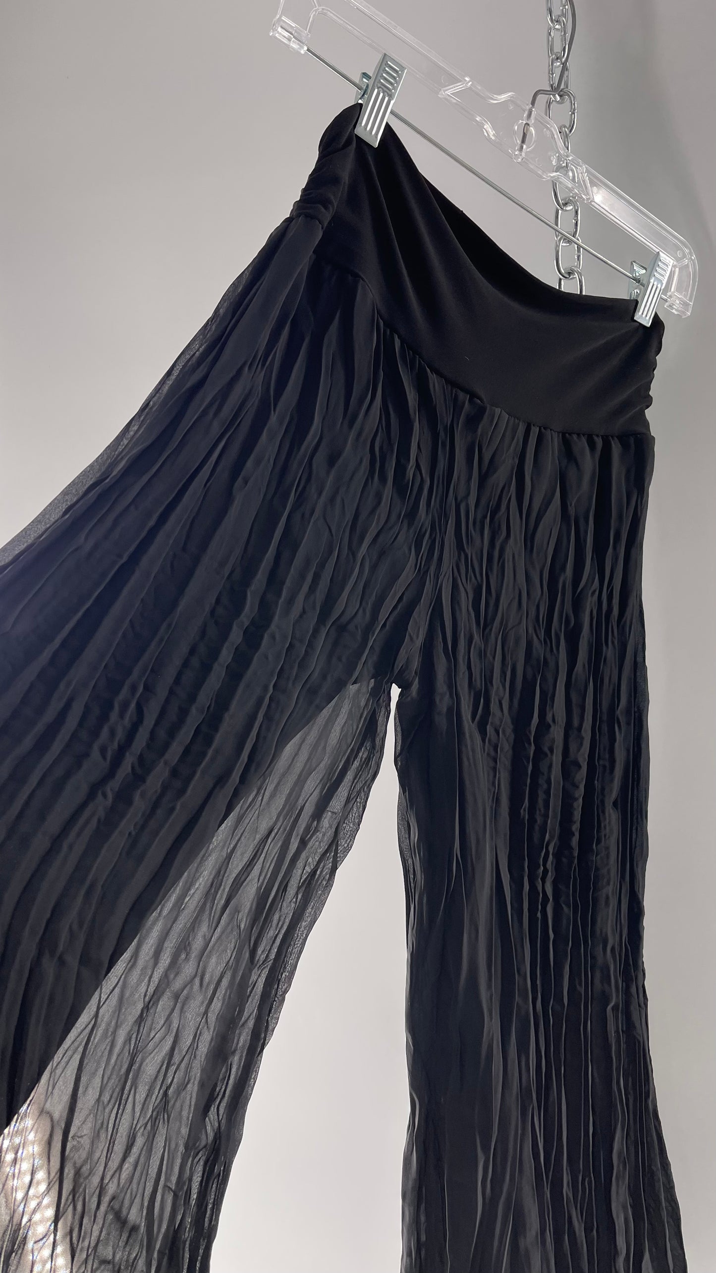 Vintage Body Central Crimped/Crinkled Low Waist Ultra Wide Leg Flared Yoga Pants (Small)