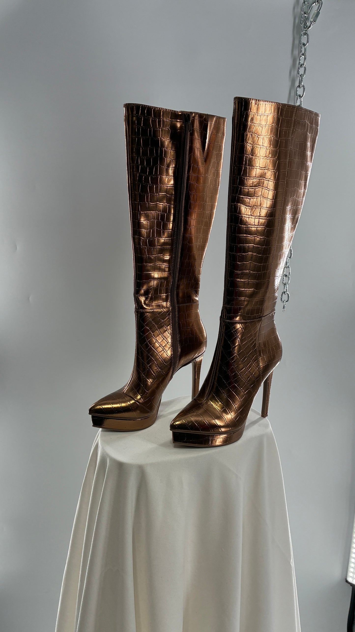 Vintage THALIA SODI Bronze Embossed Crocodile Texture Platform, Pointed Toe, Knee High Boots (6)