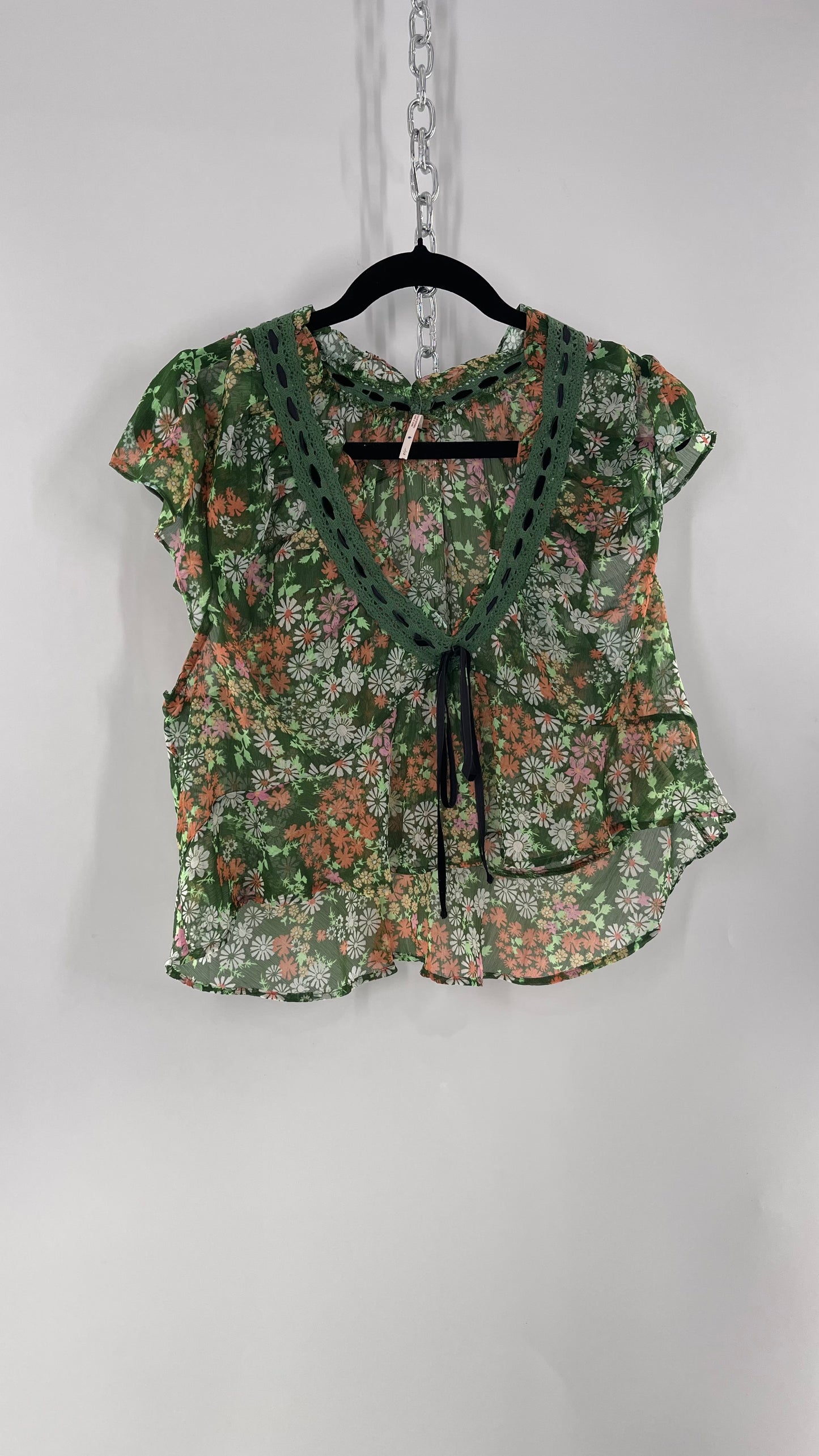 Free People Green Floral Blouse with Green Lace Neckline and Black Velvet Ribbon (Large)